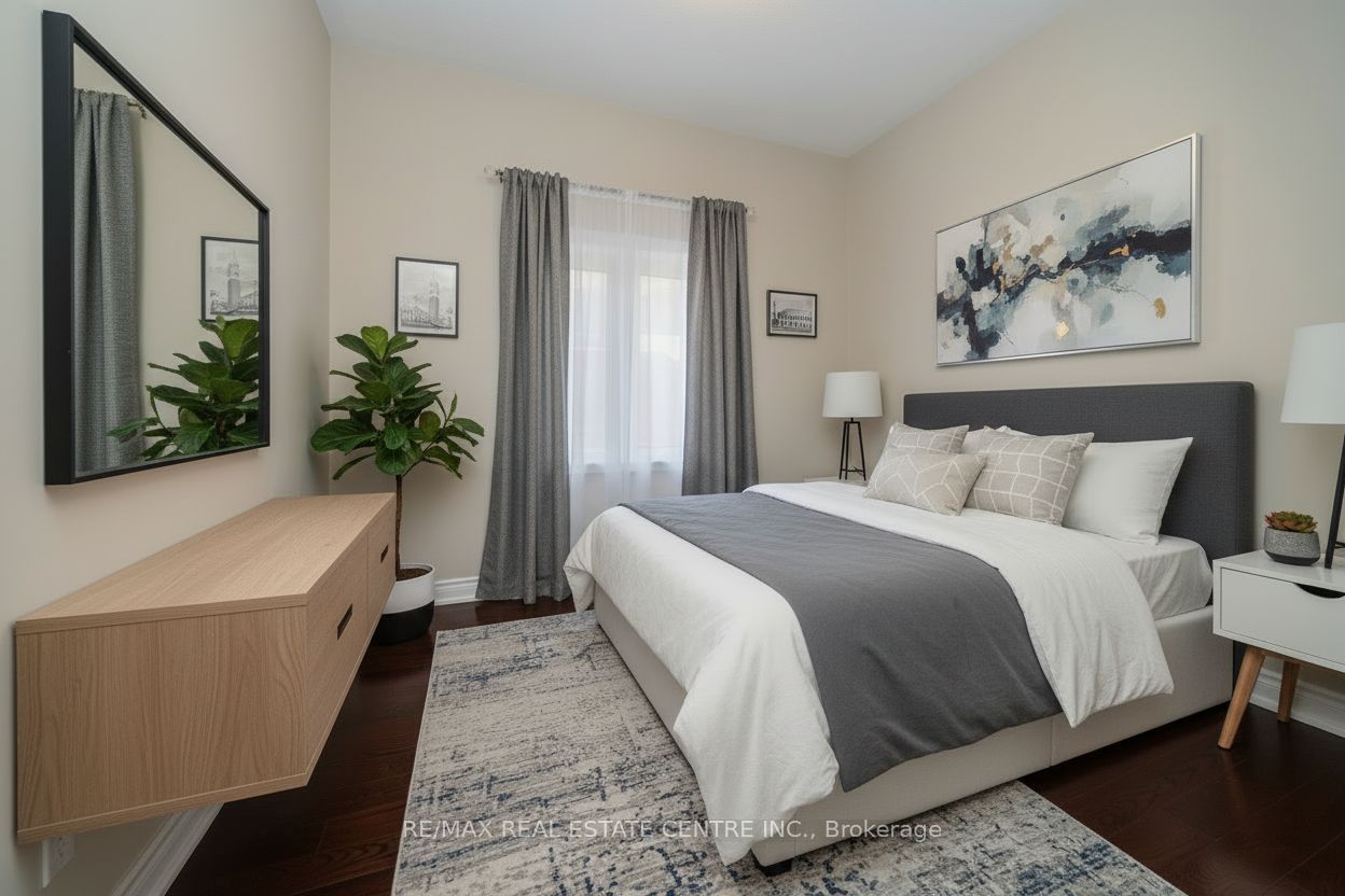 10 Eiffel Boulevard Property Photo 27