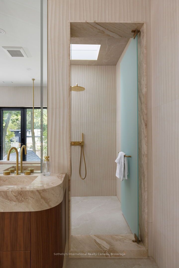 123 Tavistock Square Property Photo 12