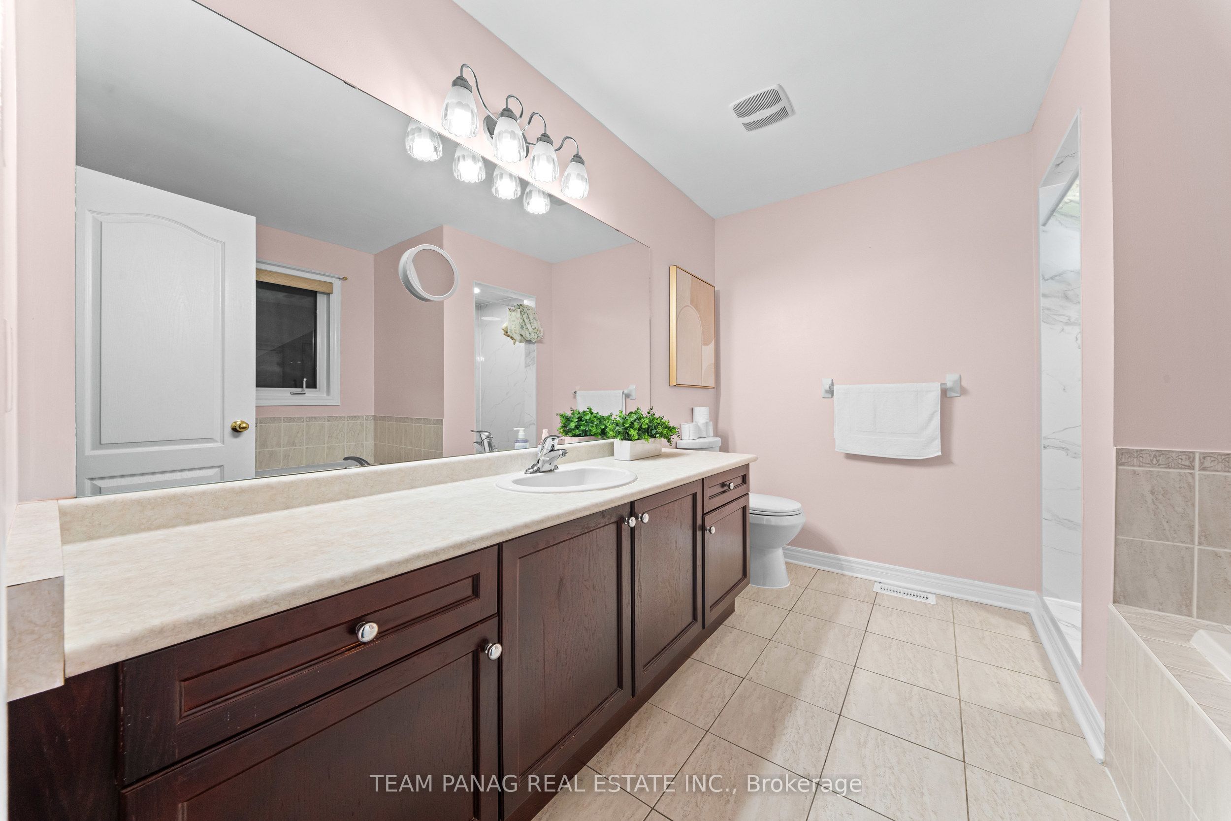 18 Snowdrift Trail Property Photo 27