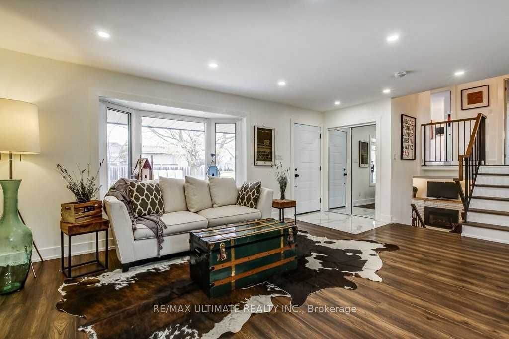 2391 Wyandotte Drive Property Photo 4