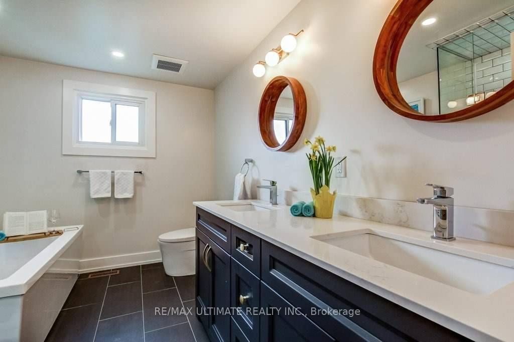 2391 Wyandotte Drive Property Photo 16