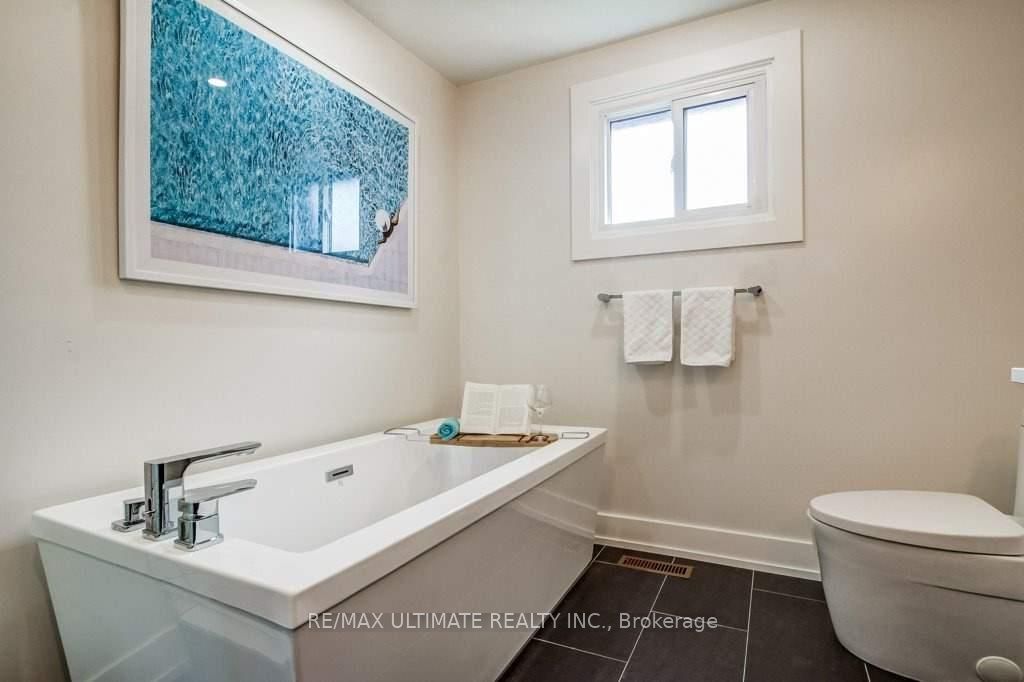 2391 Wyandotte Drive Property Photo 18