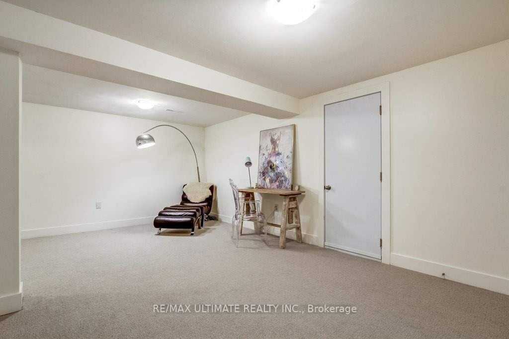 2391 Wyandotte Drive Property Photo 25
