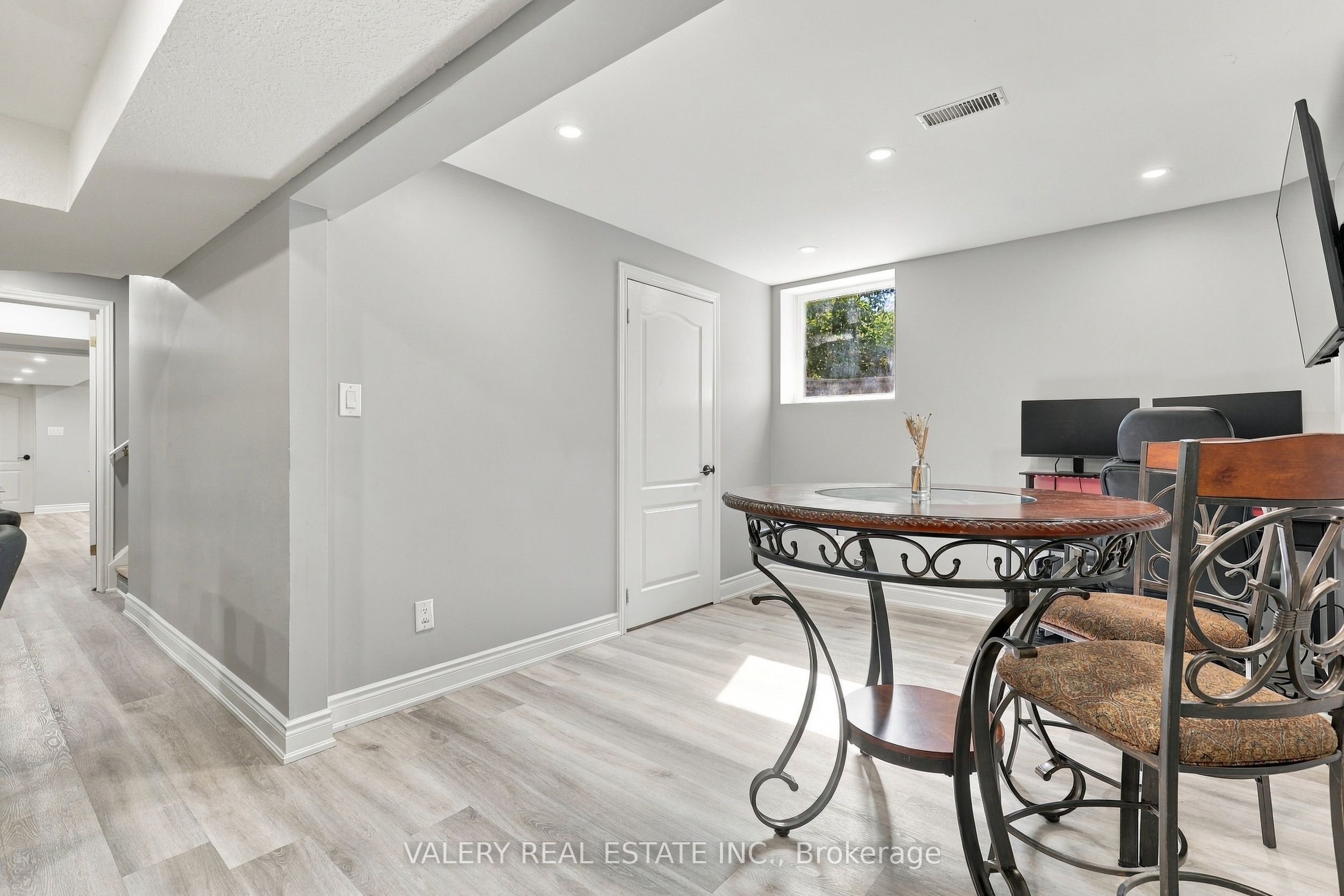 106 Doctor Moore Court Property Photo 19