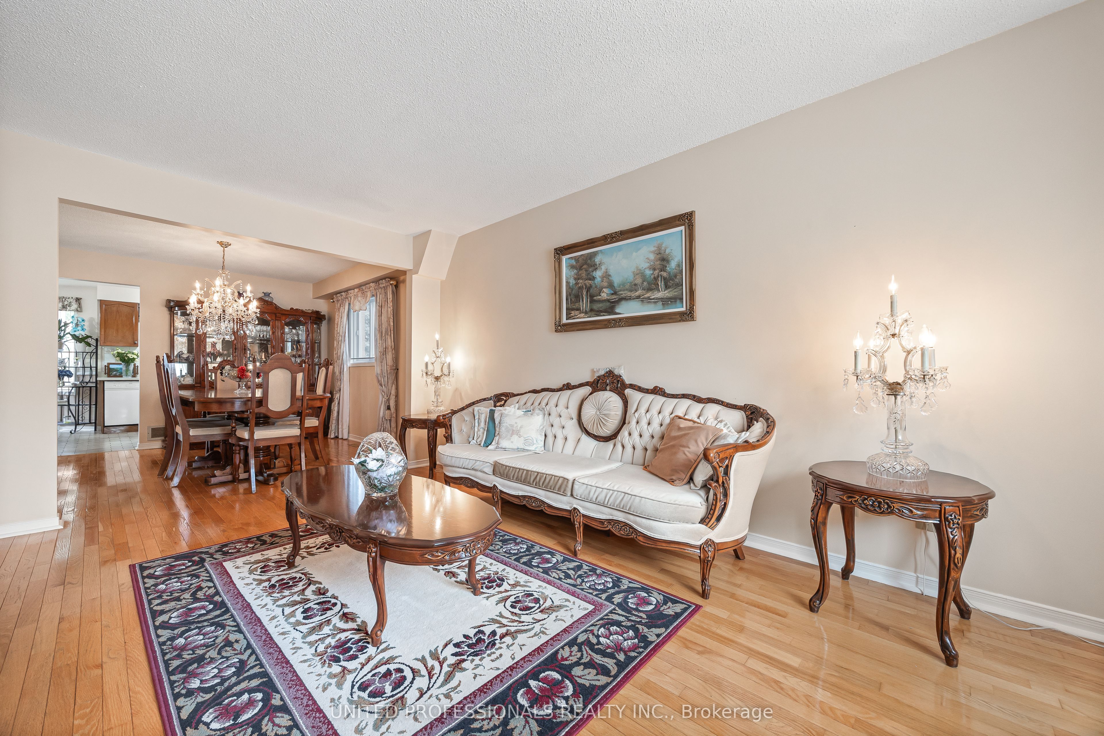 4419 Hearthside Drive Property Photo 5