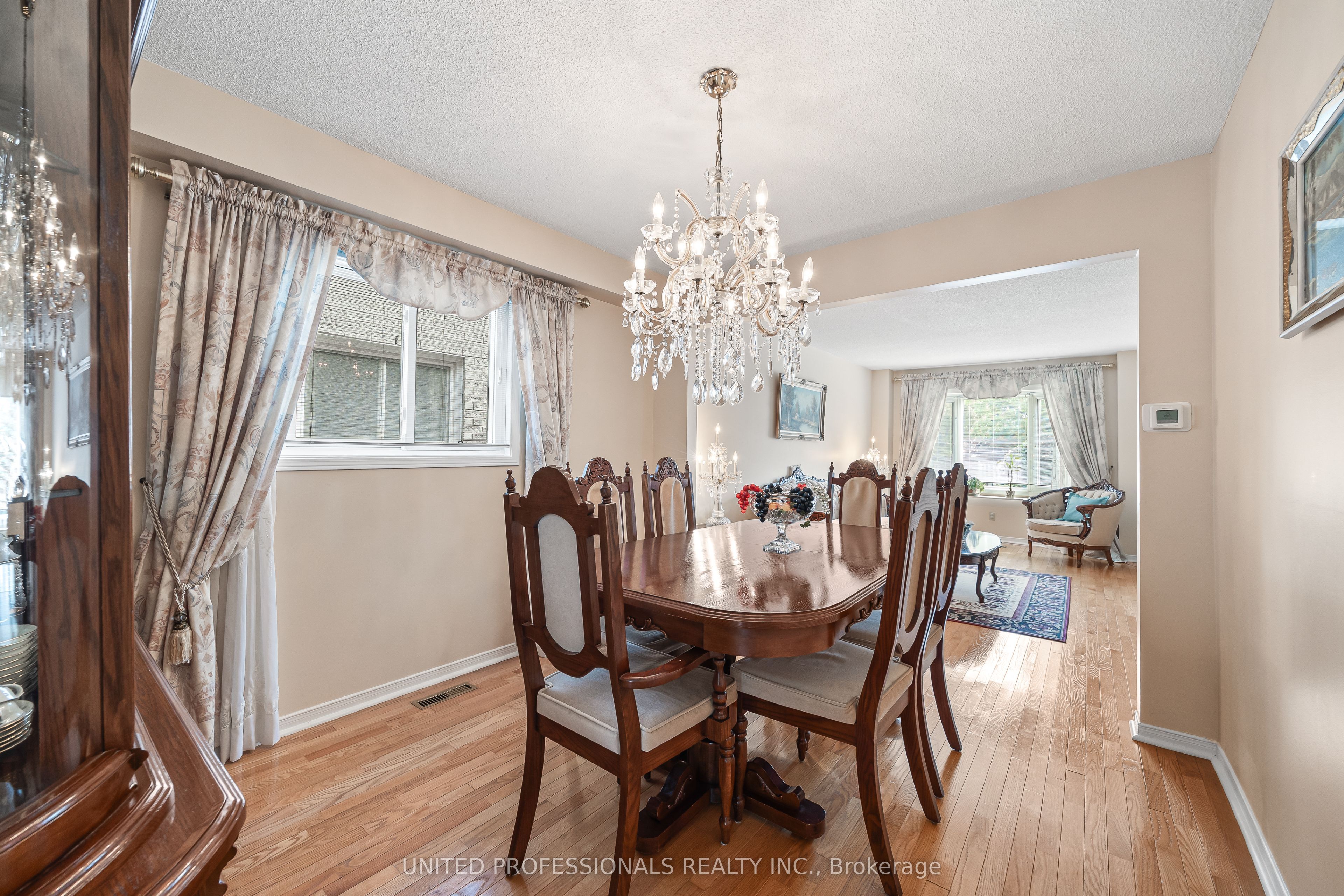 4419 Hearthside Drive Property Photo 6