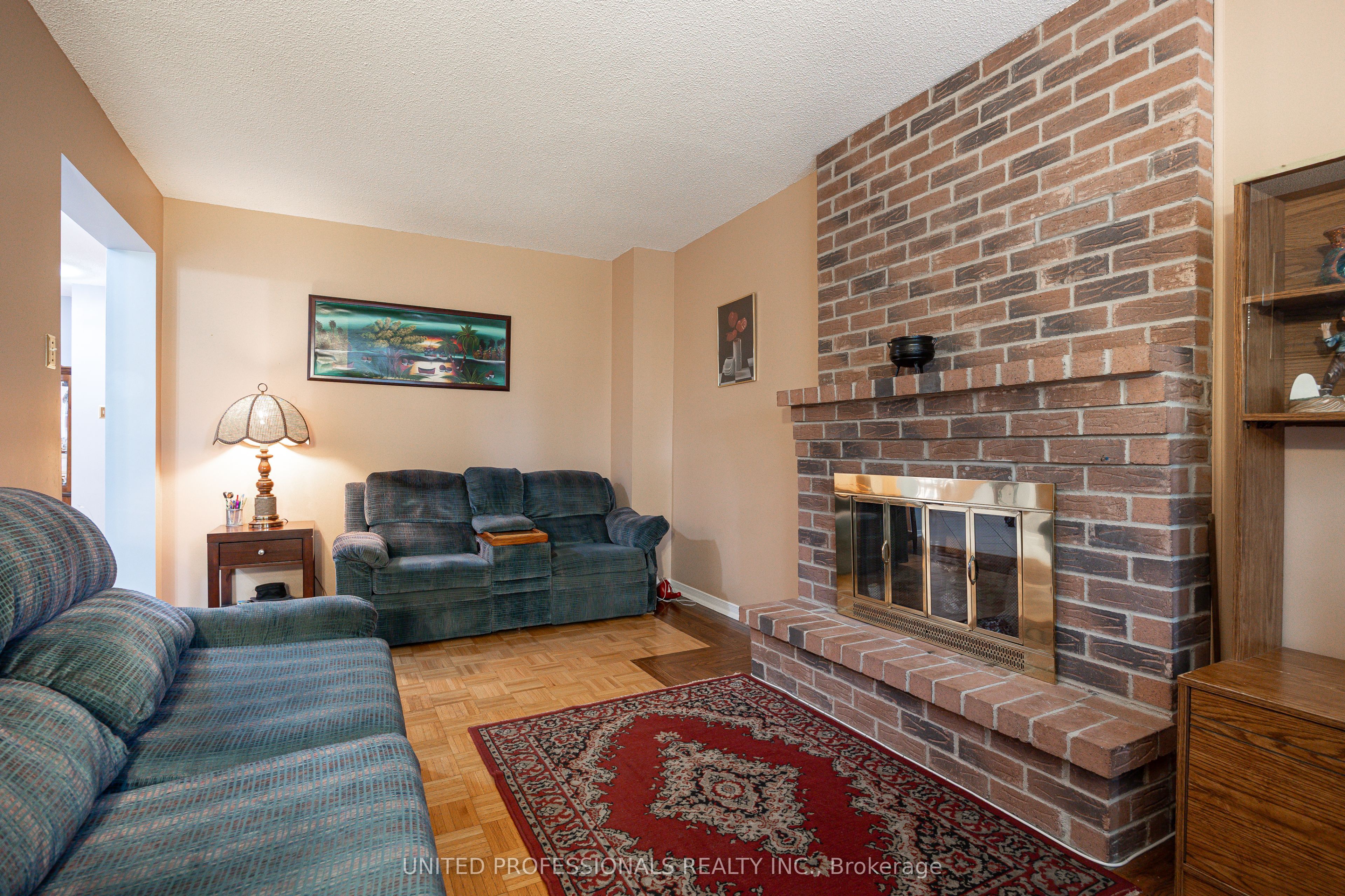 4419 Hearthside Drive Property Photo 7