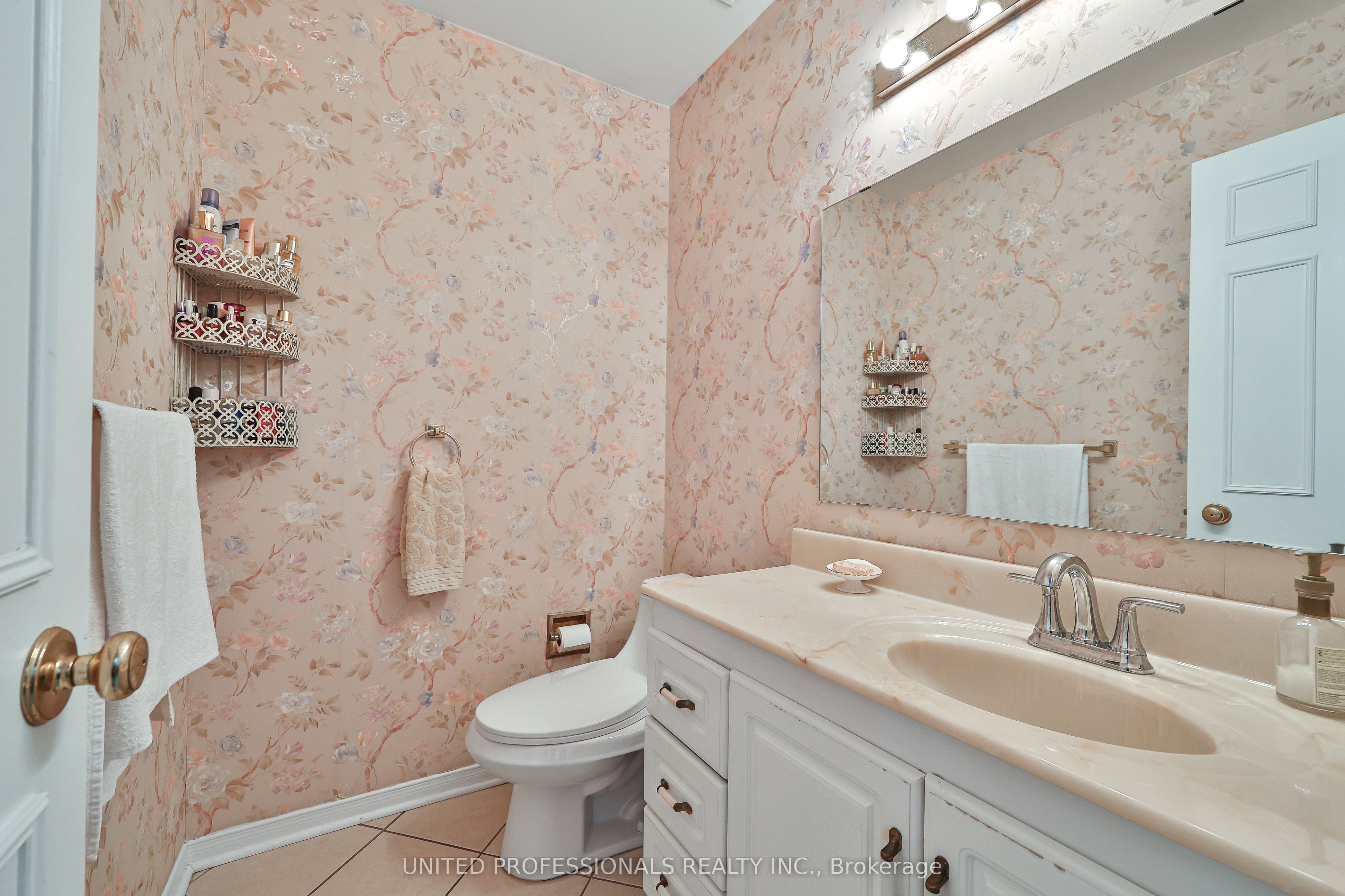 4419 Hearthside Drive Property Photo 12