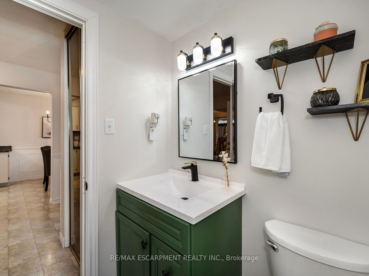 74 Maiden Lane Property Photo 23