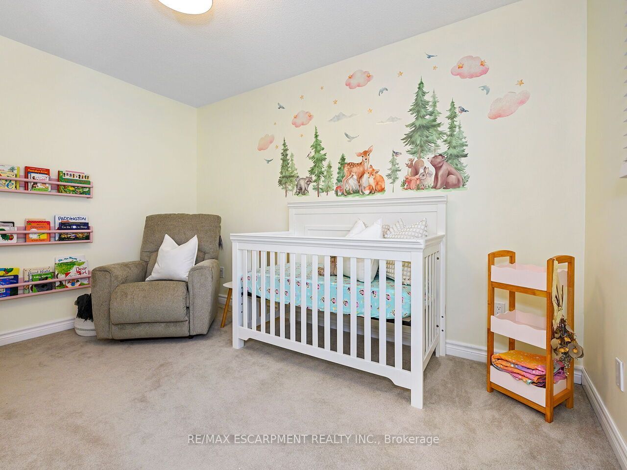 74 Maiden Lane Property Photo 31