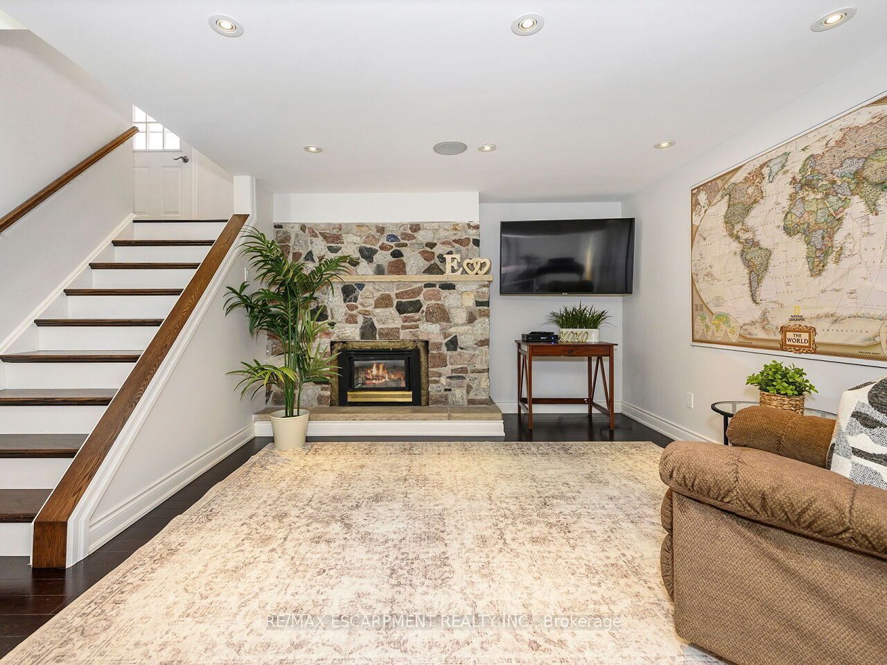 74 Maiden Lane Property Photo 35