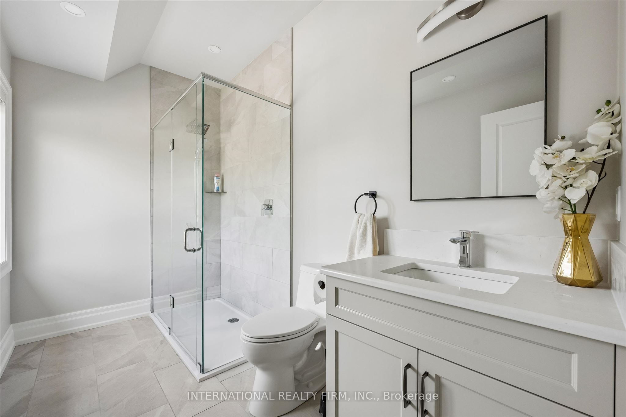 2423 Raymore Drive Property Photo 28