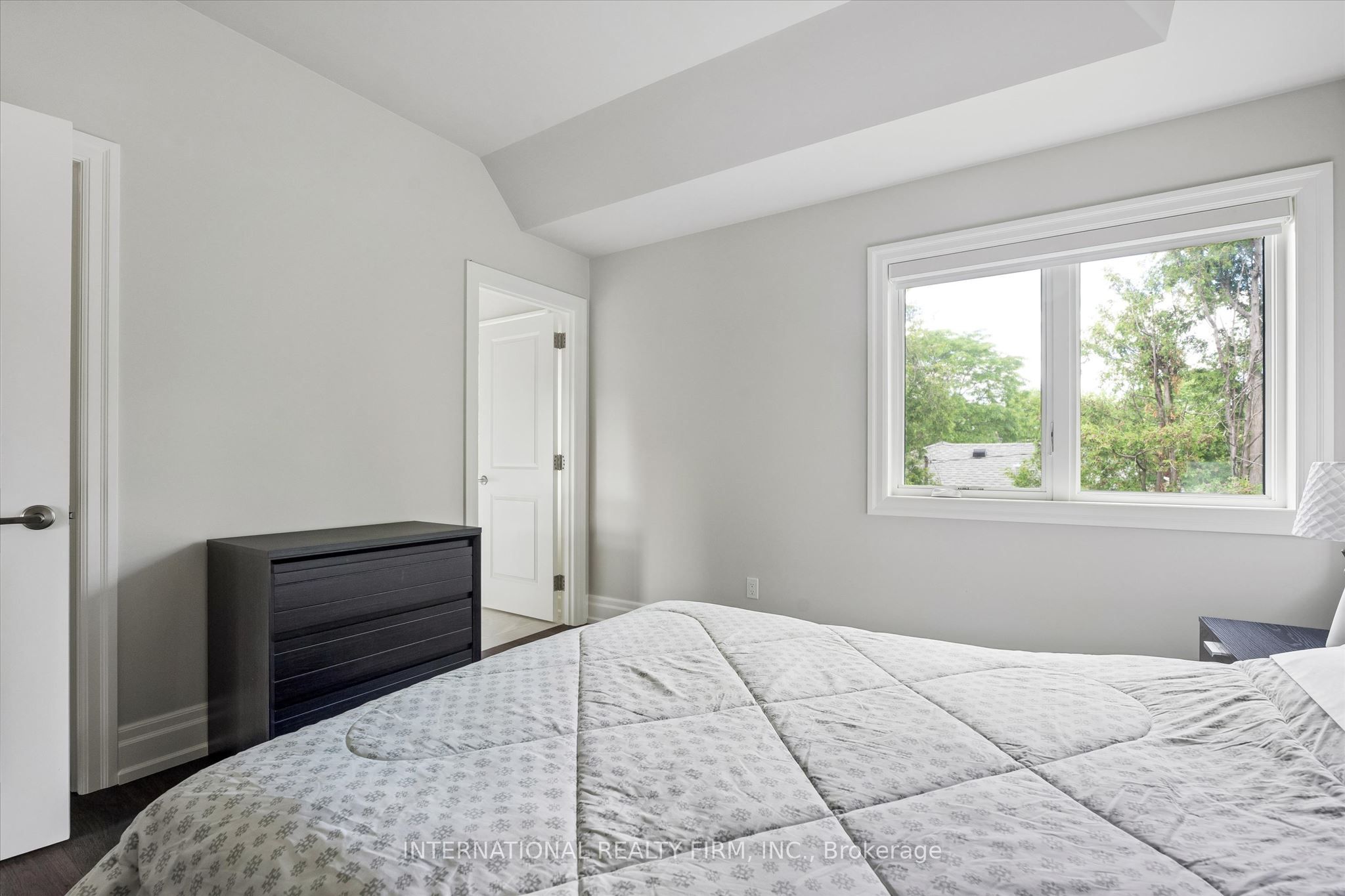 2423 Raymore Drive Property Photo 31