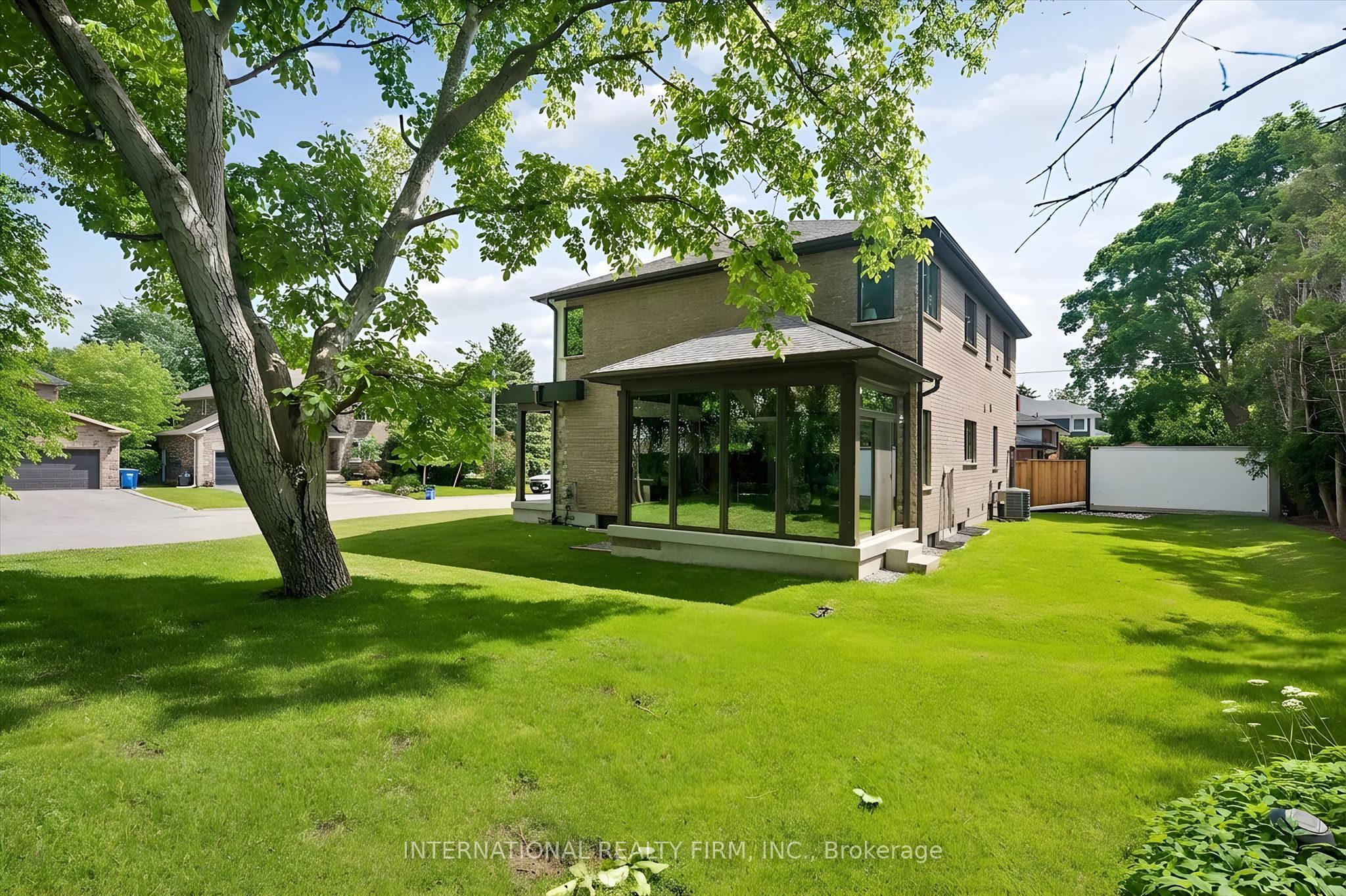 2423 Raymore Drive Property Photo 34