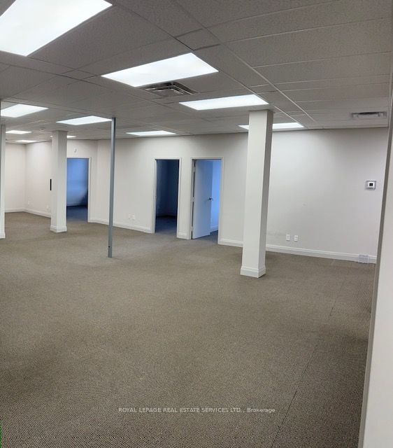 235 Lakeshore Road E 200 Property Photo 2