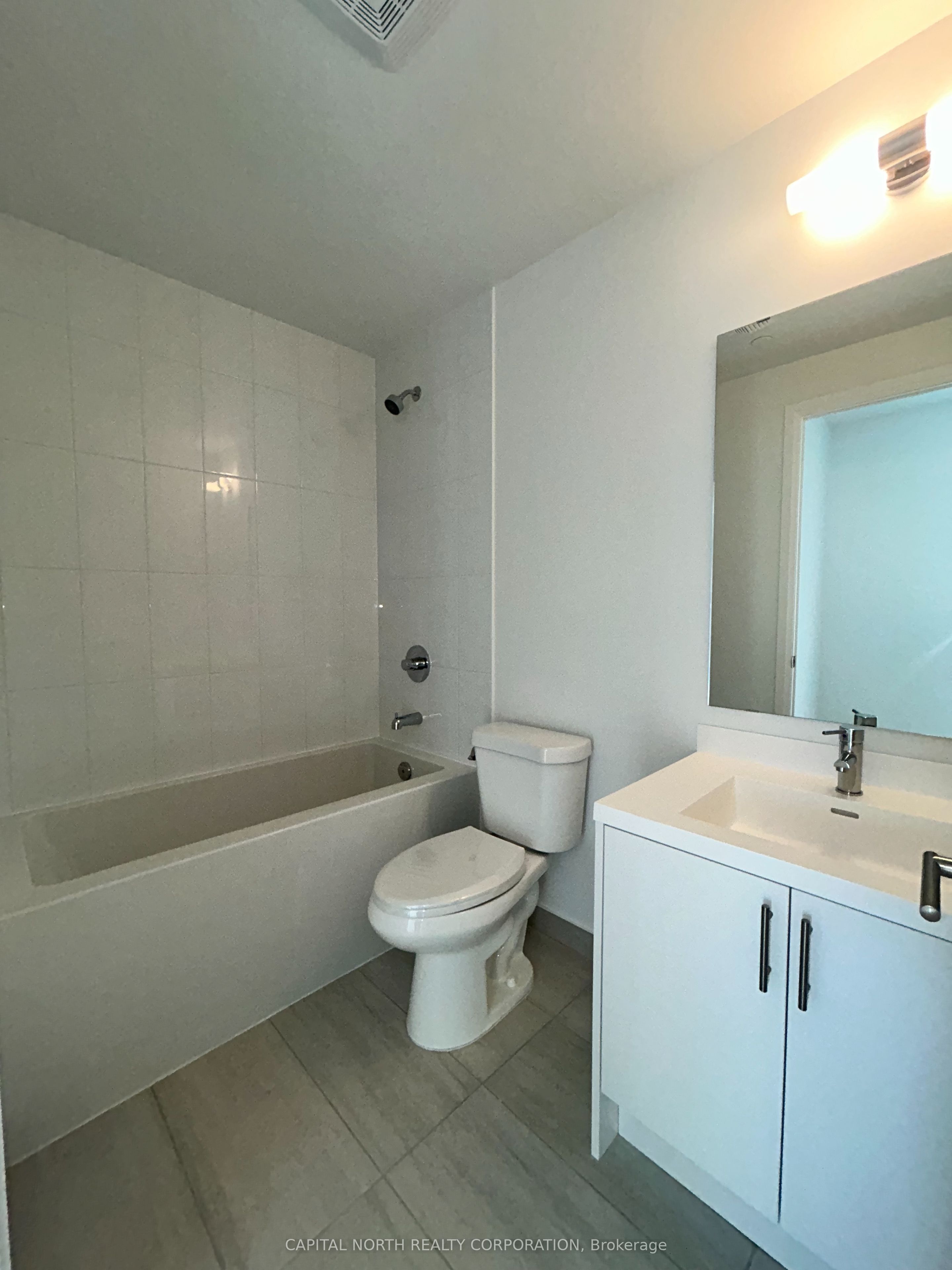 412 Silver Maple Road 612 Property Photo 8