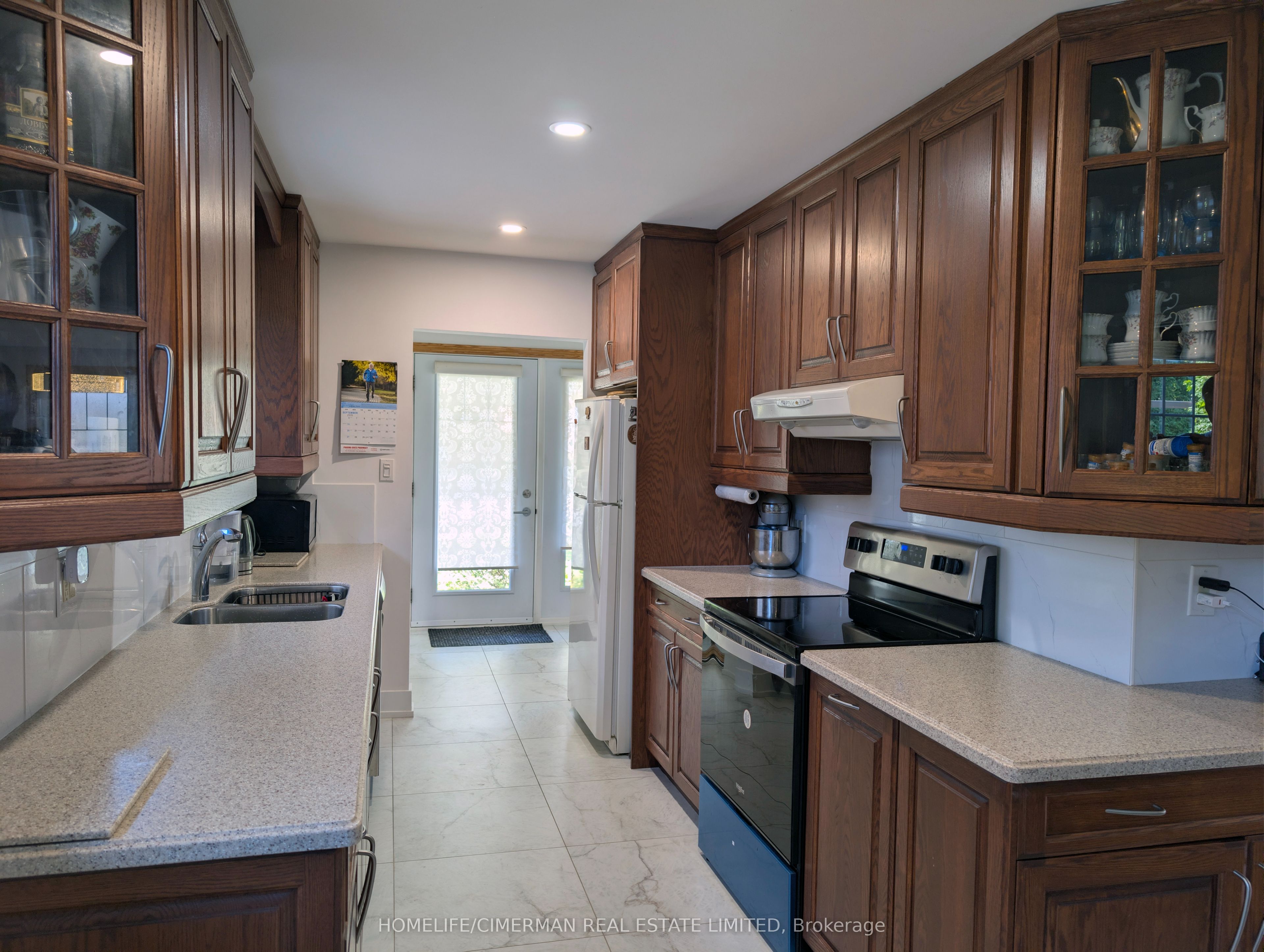 3225 Rymal Road Property Photo 3