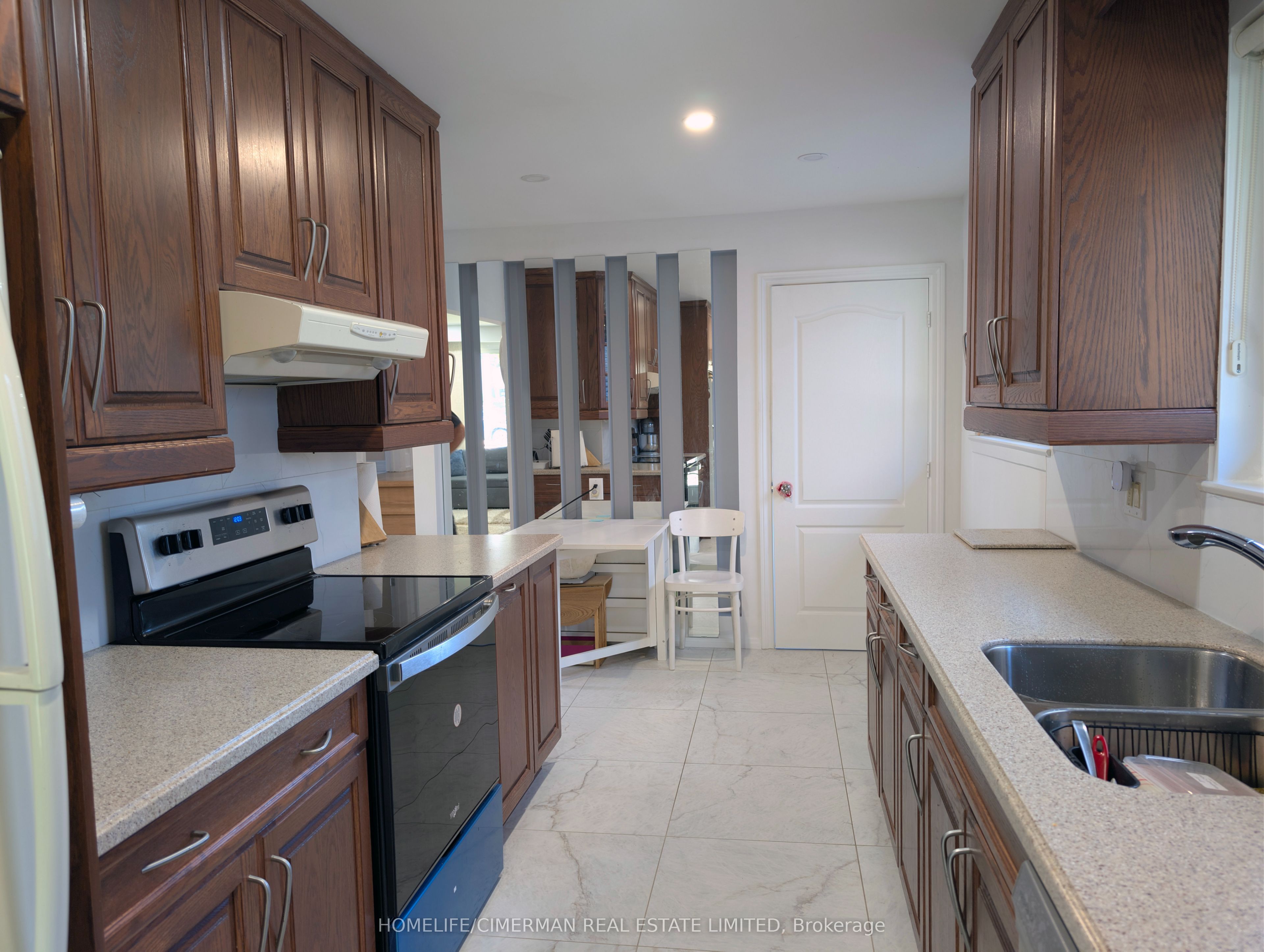 3225 Rymal Road Property Photo 4