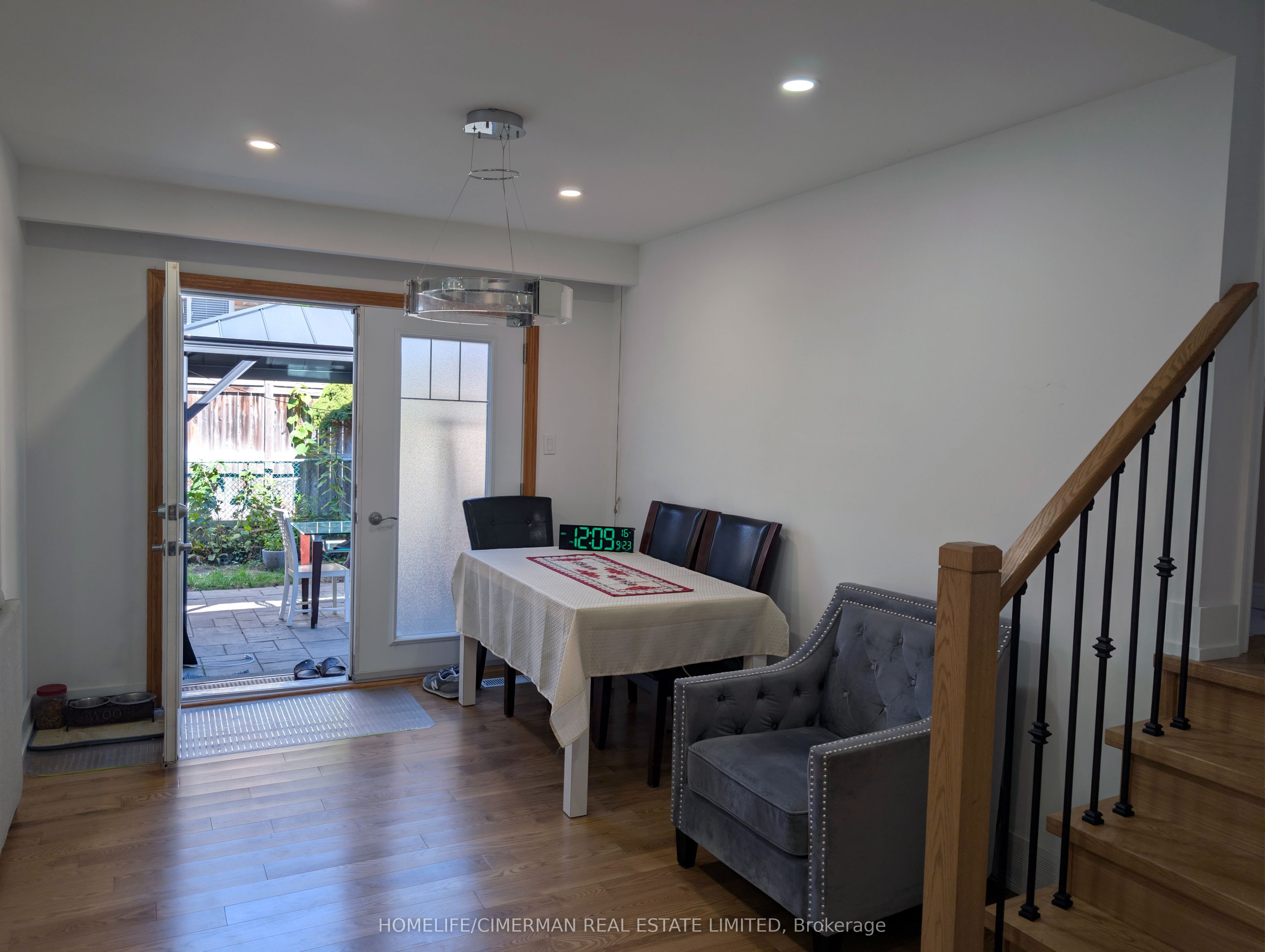 3225 Rymal Road Property Photo 5