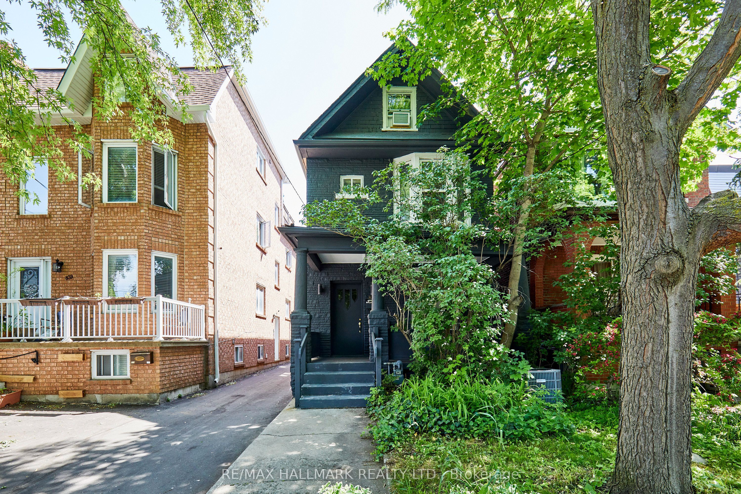 837 Gladstone Avenue Property Photo 2