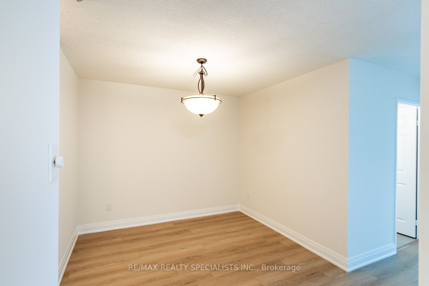 26 Hanover Road 307 Property Photo 16