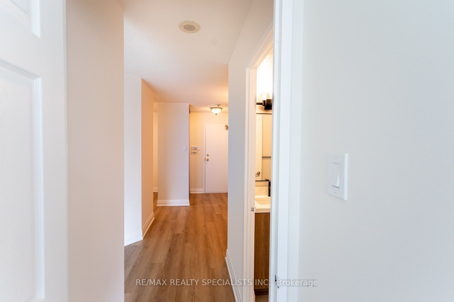 26 Hanover Road 307 Property Photo 25