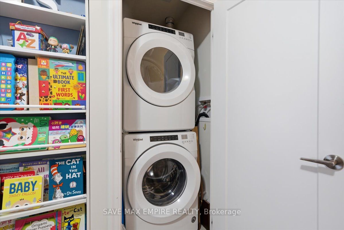 652 Cricklewood Drive 227 Property Photo 12