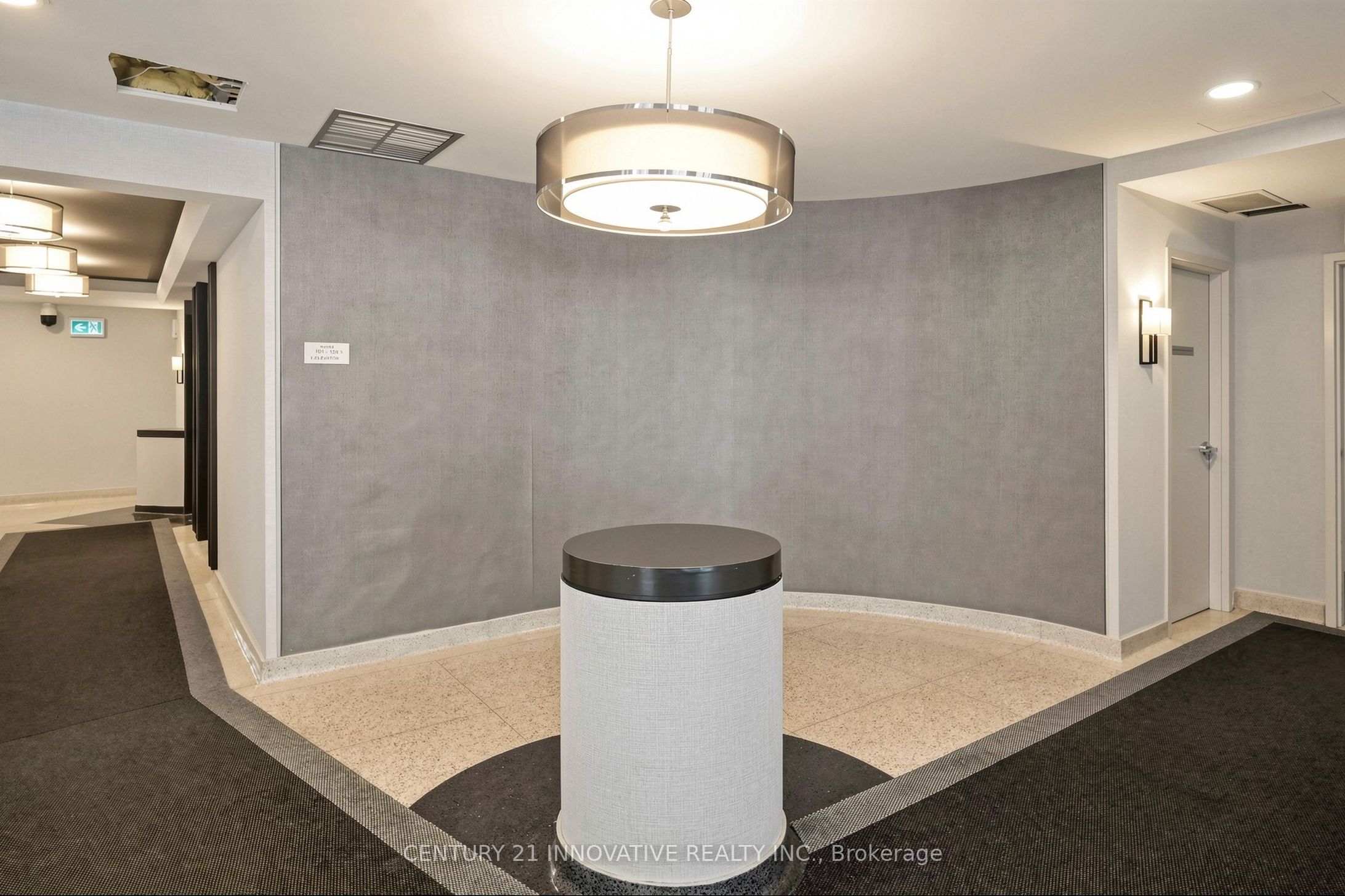 12 Ne Laurelcrest Street 912 Property Photo 8