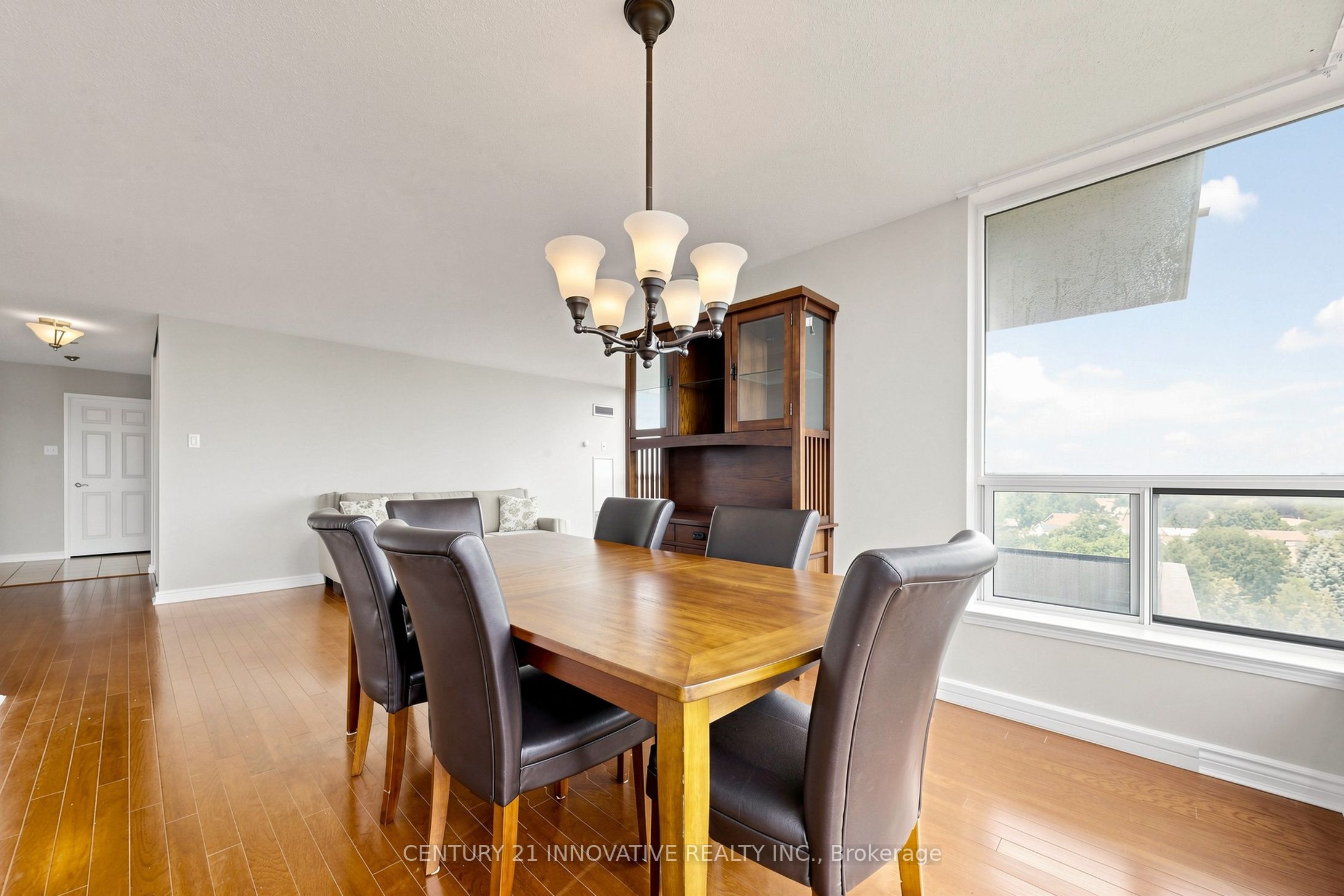 12 Ne Laurelcrest Street 912 Property Photo 12