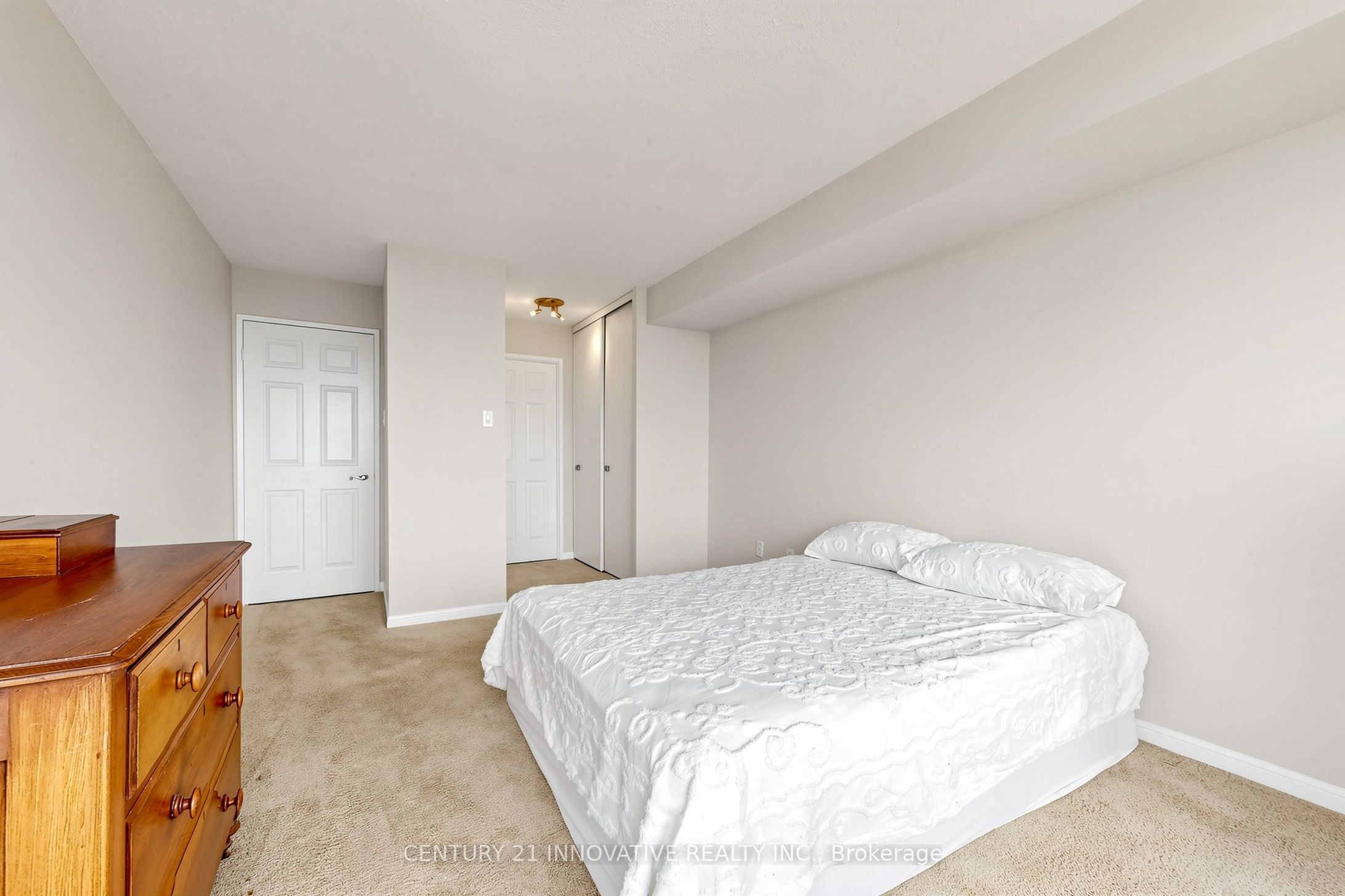12 Ne Laurelcrest Street 912 Property Photo 23