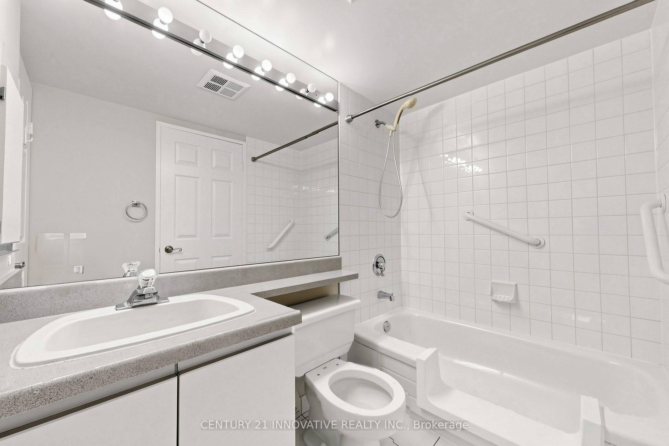 12 Ne Laurelcrest Street 912 Property Photo 24