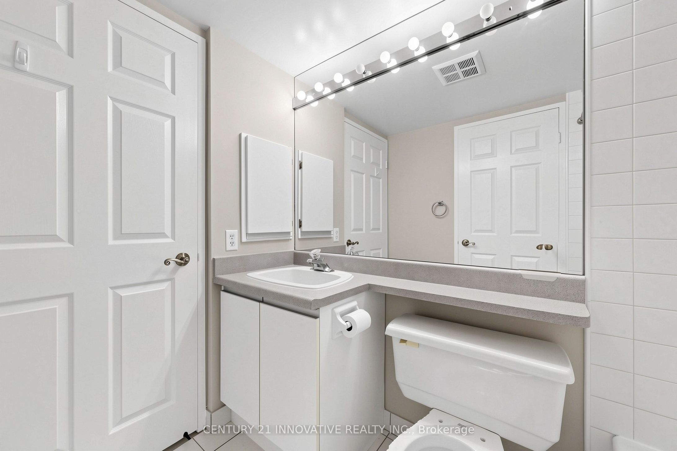 12 Ne Laurelcrest Street 912 Property Photo 25