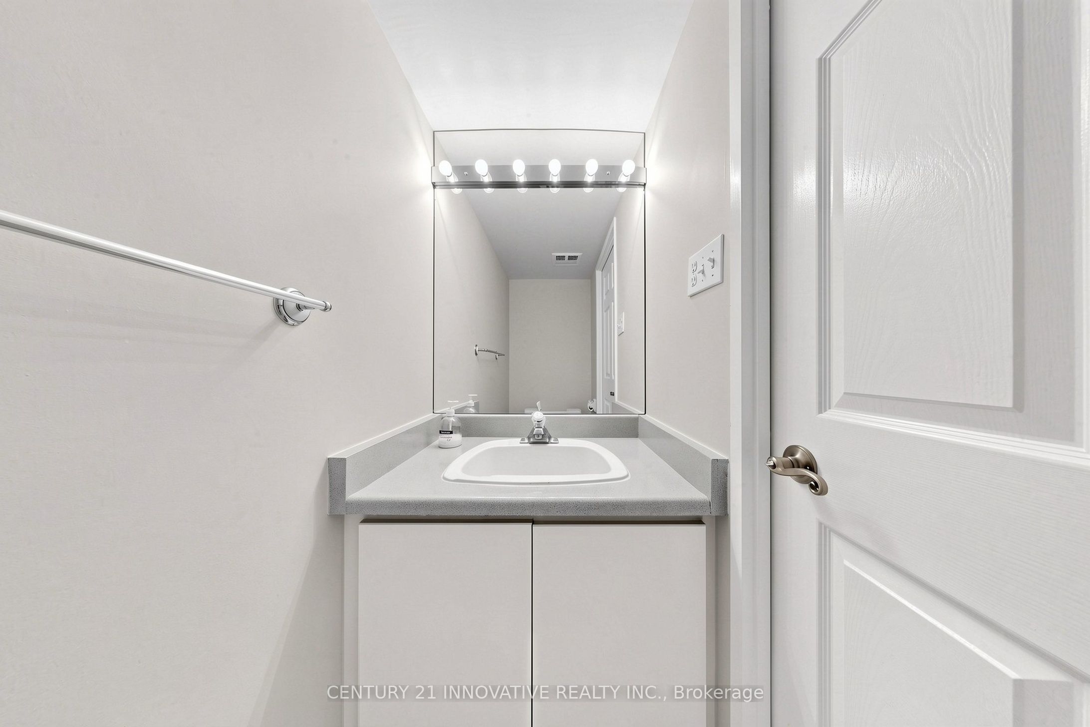 12 Ne Laurelcrest Street 912 Property Photo 31