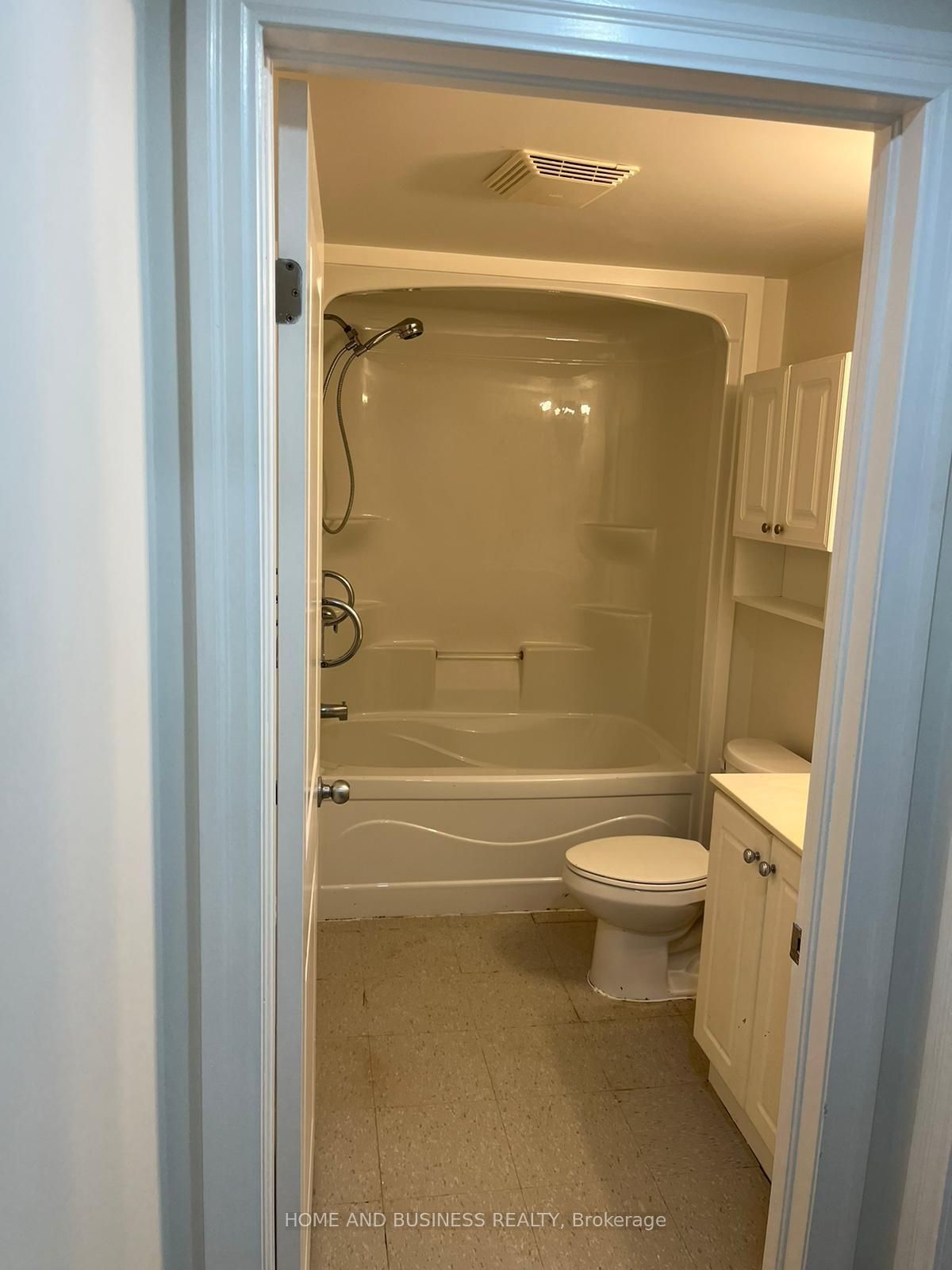 38 River Drive 1 Property Photo 16
