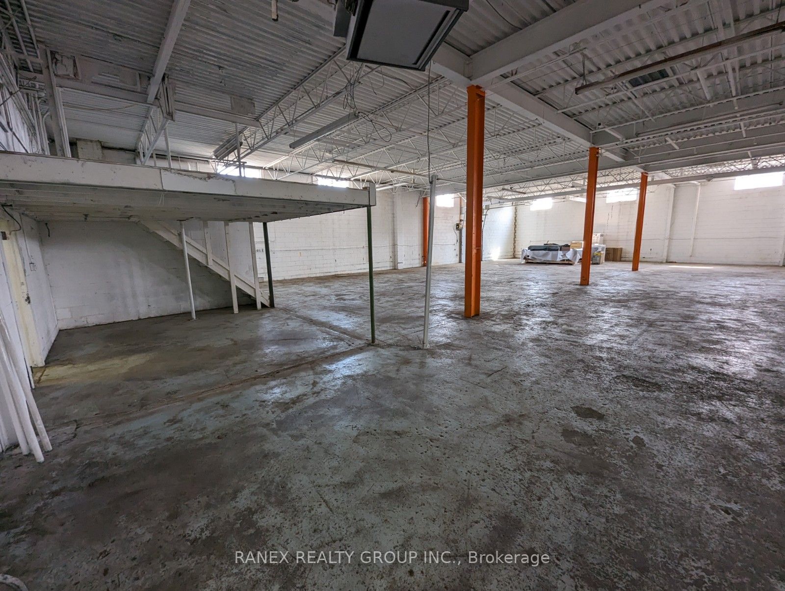 17 Sheard Avenue B Property Photo 3