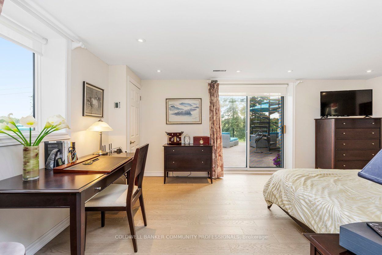 12216 Sixth Line Property Photo 23