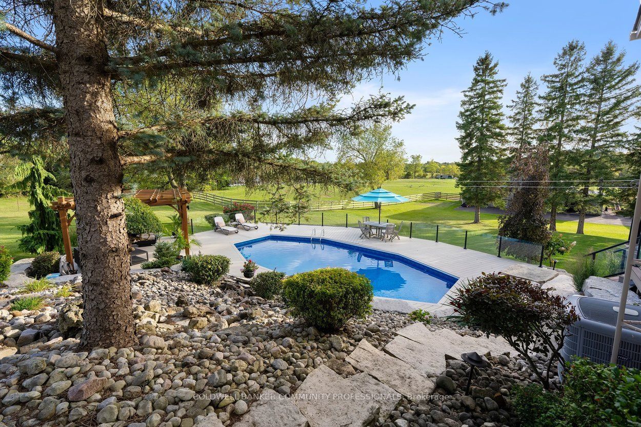 12216 Sixth Line Property Photo 29