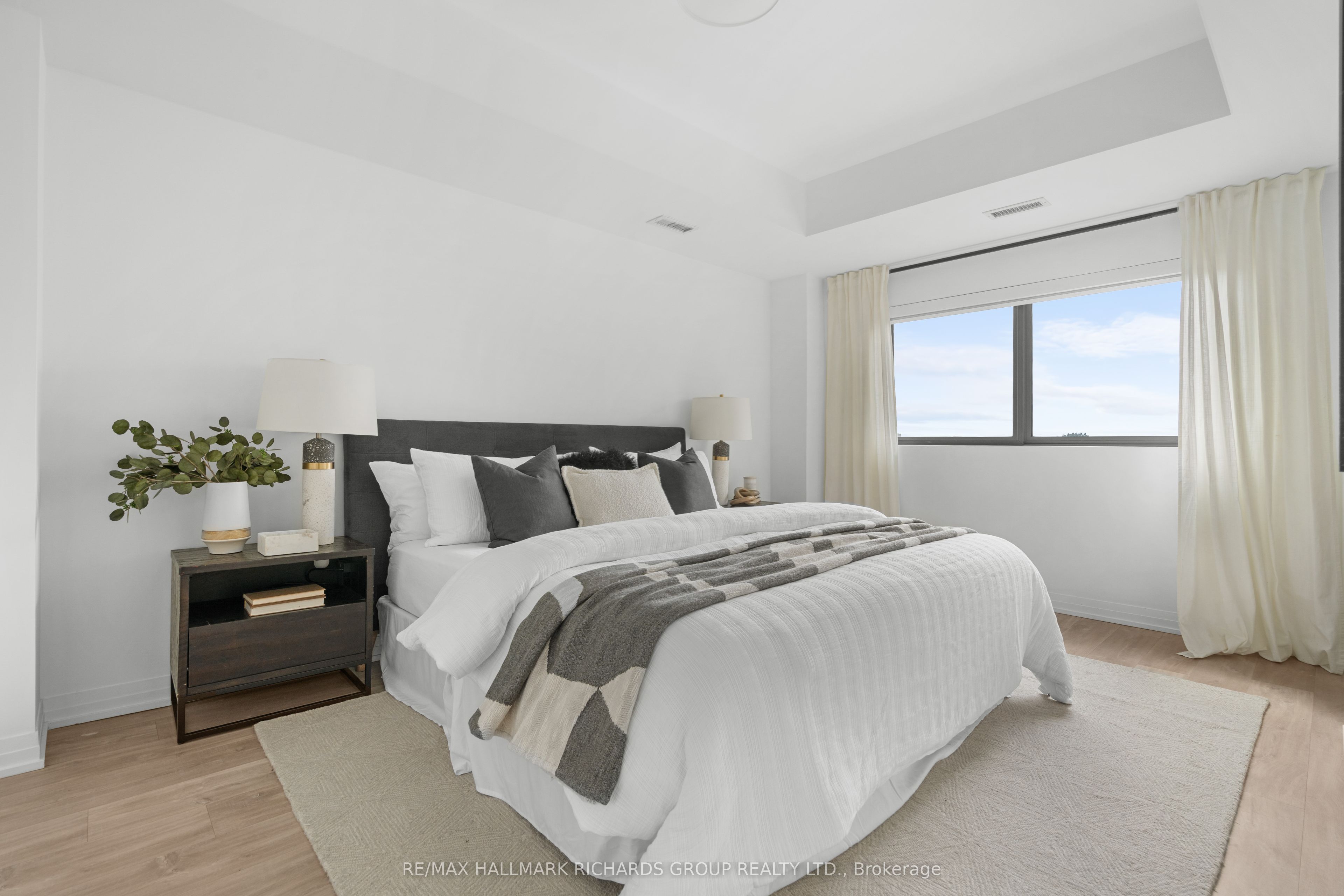408 Brown's Line Ph606 Property Photo 14