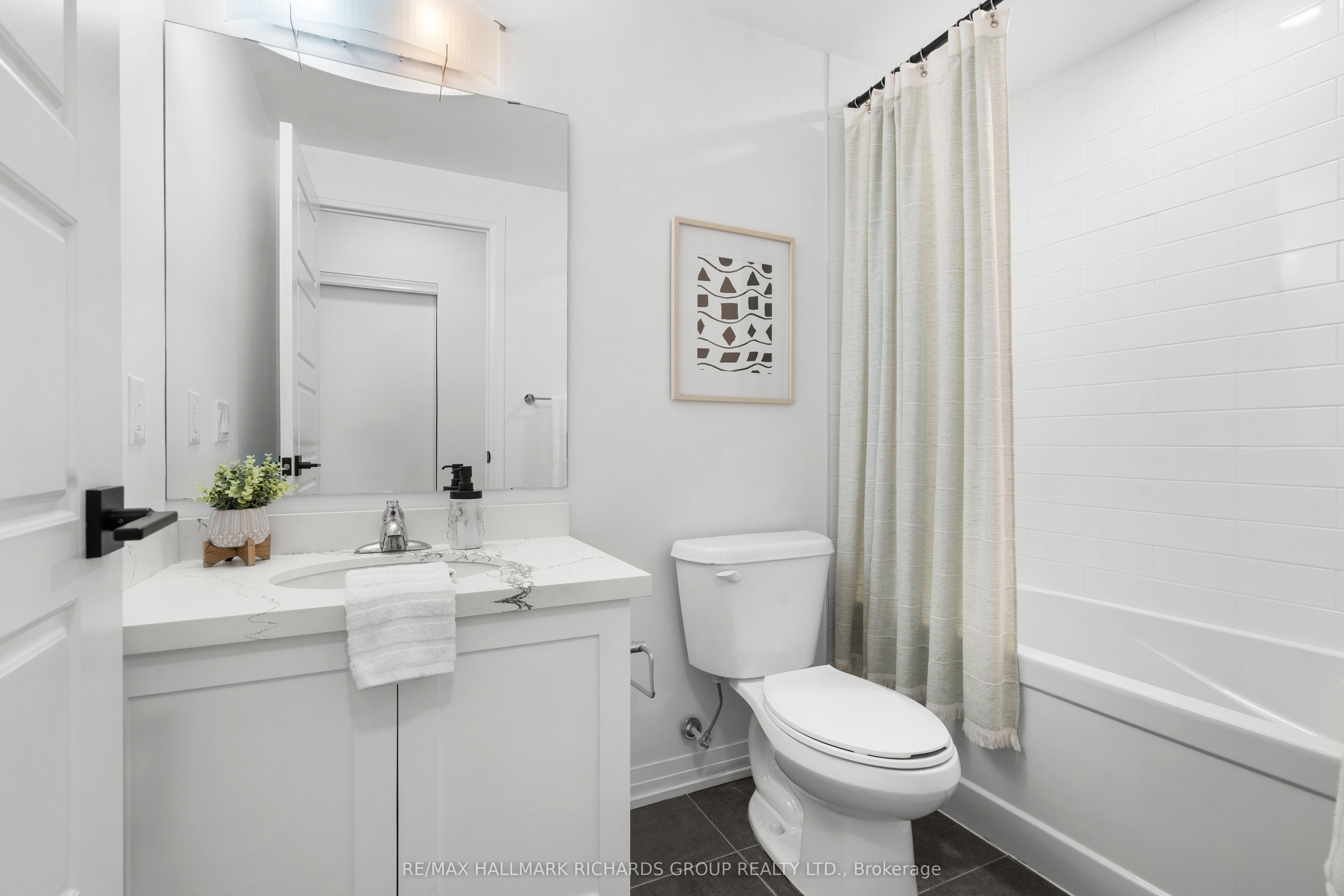 408 Brown's Line Ph606 Property Photo 18