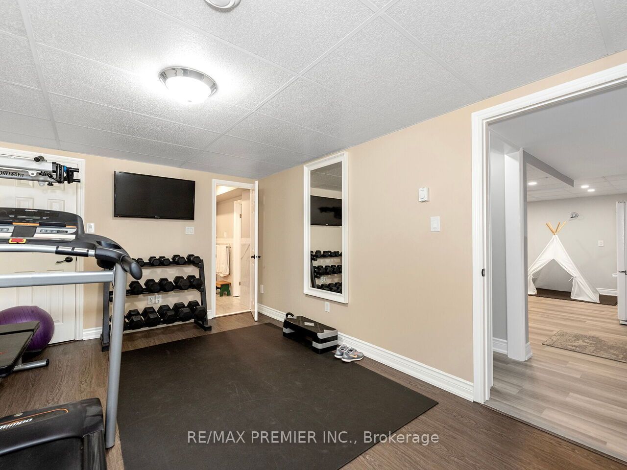 81 De Rose Avenue Property Photo 37