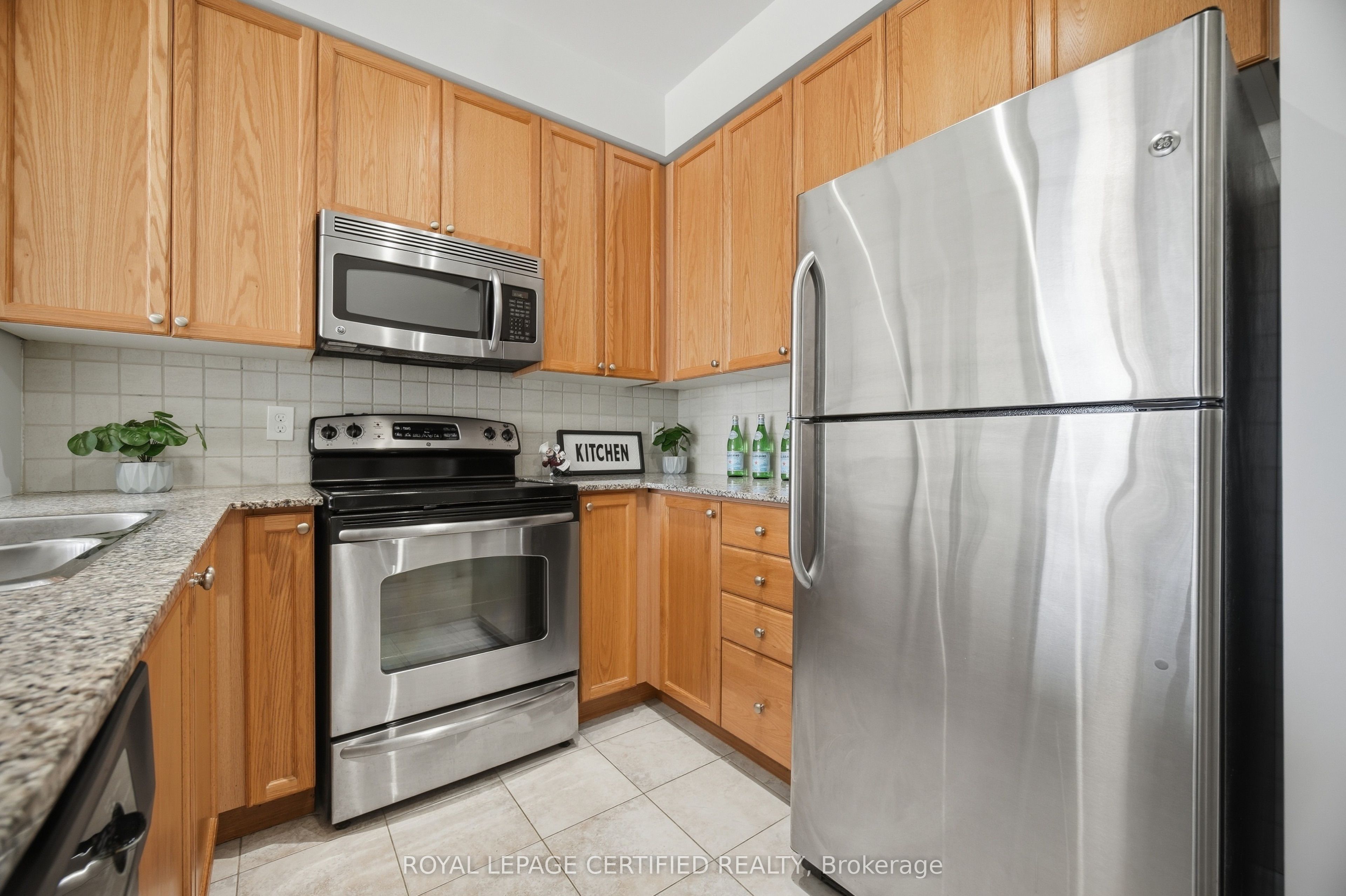 225 Webb Drive 805 Property Photo 7