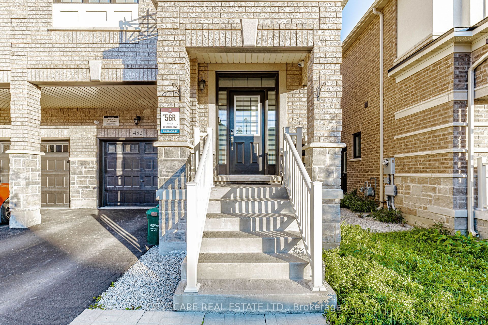 482 Bergamot Avenue Property Photo 3