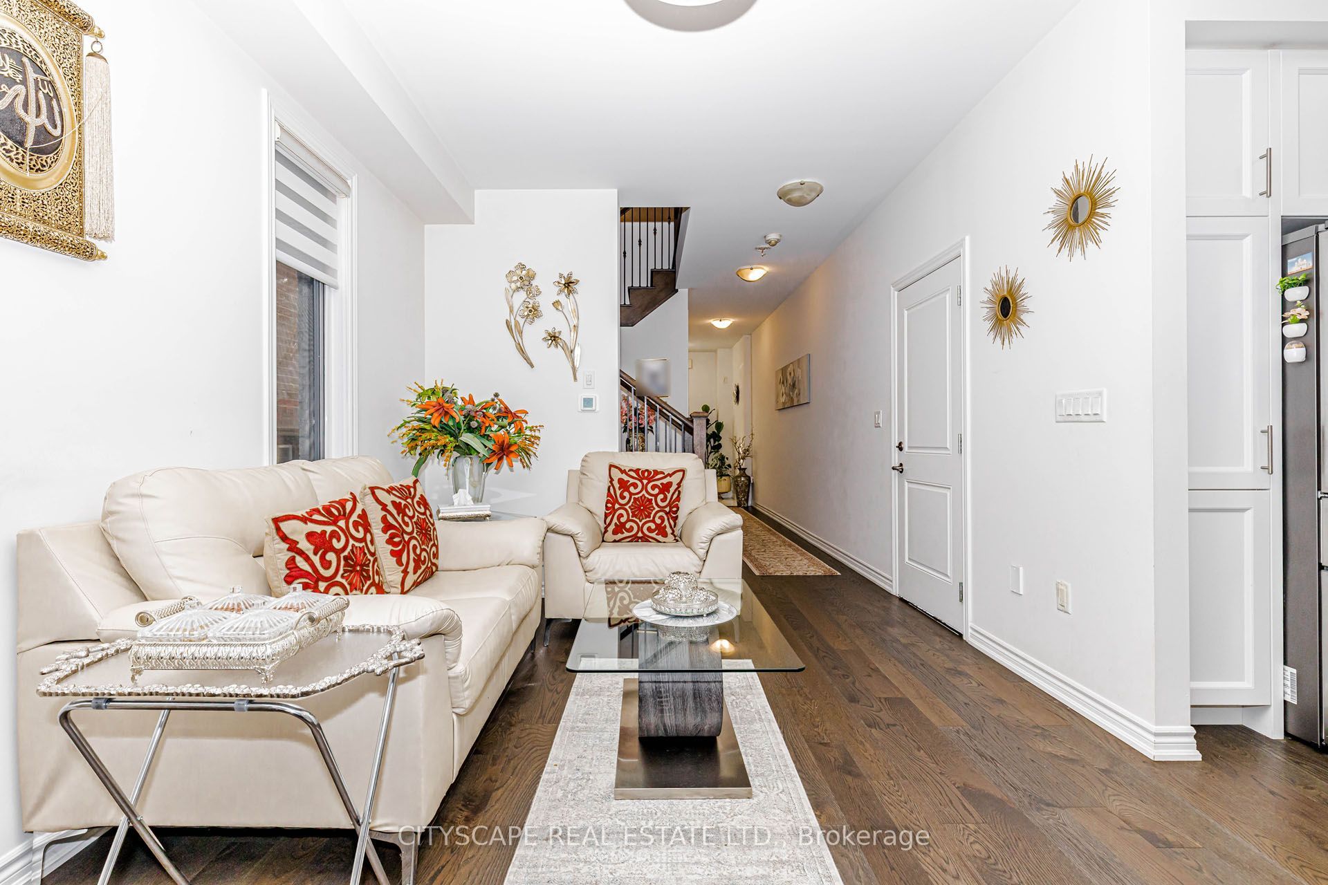 482 Bergamot Avenue Property Photo 8
