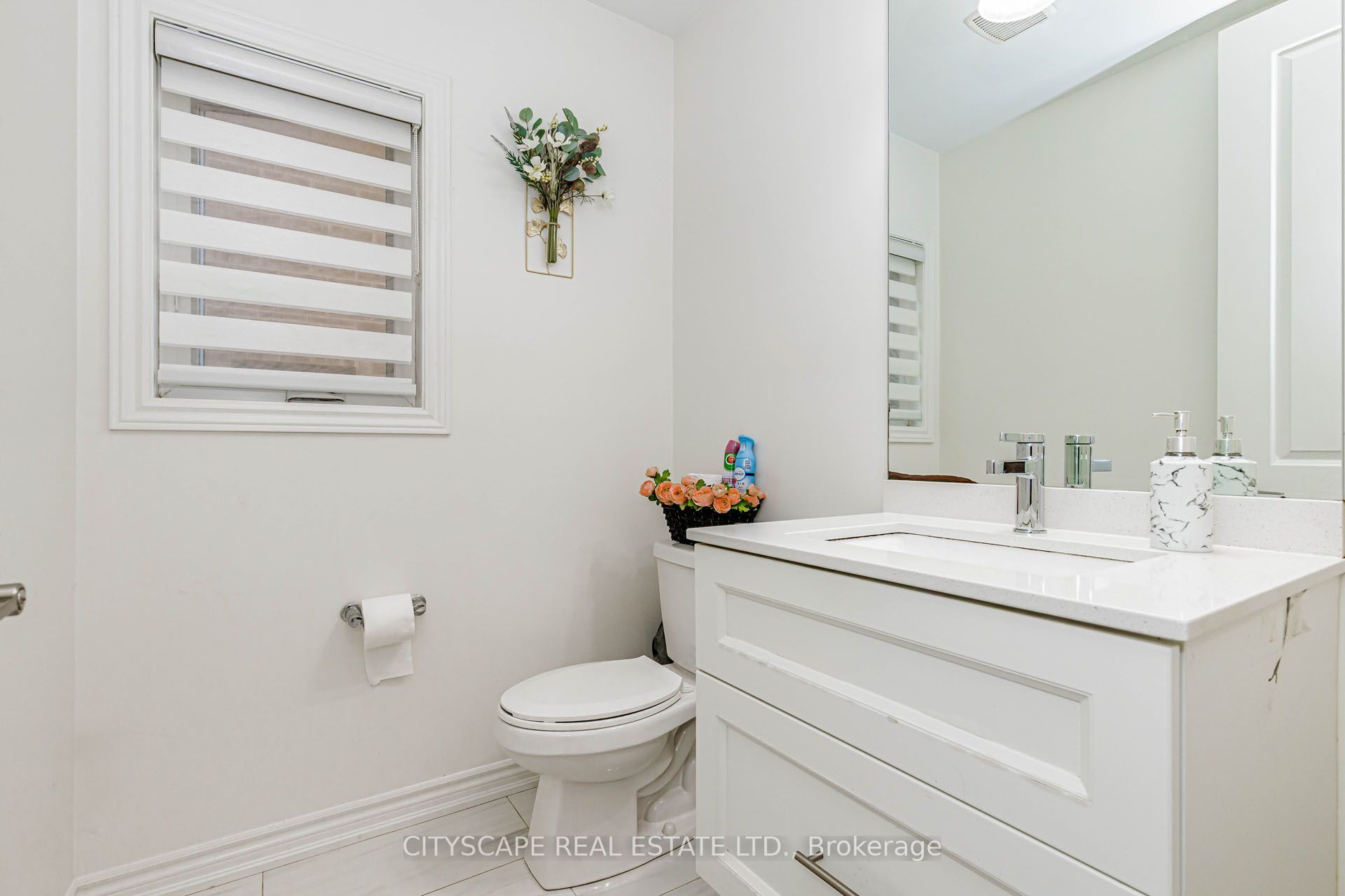 482 Bergamot Avenue Property Photo 24