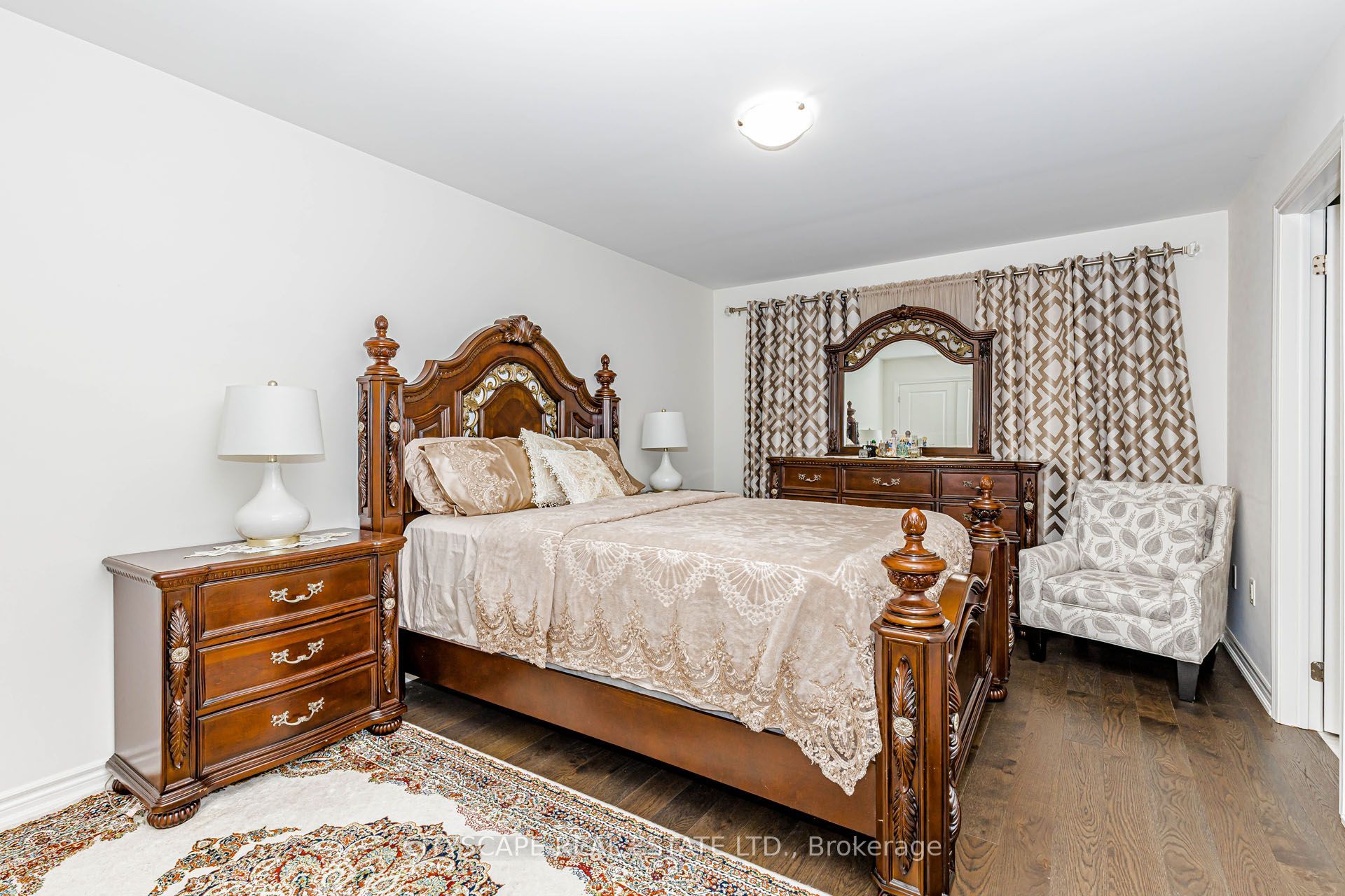 482 Bergamot Avenue Property Photo 27