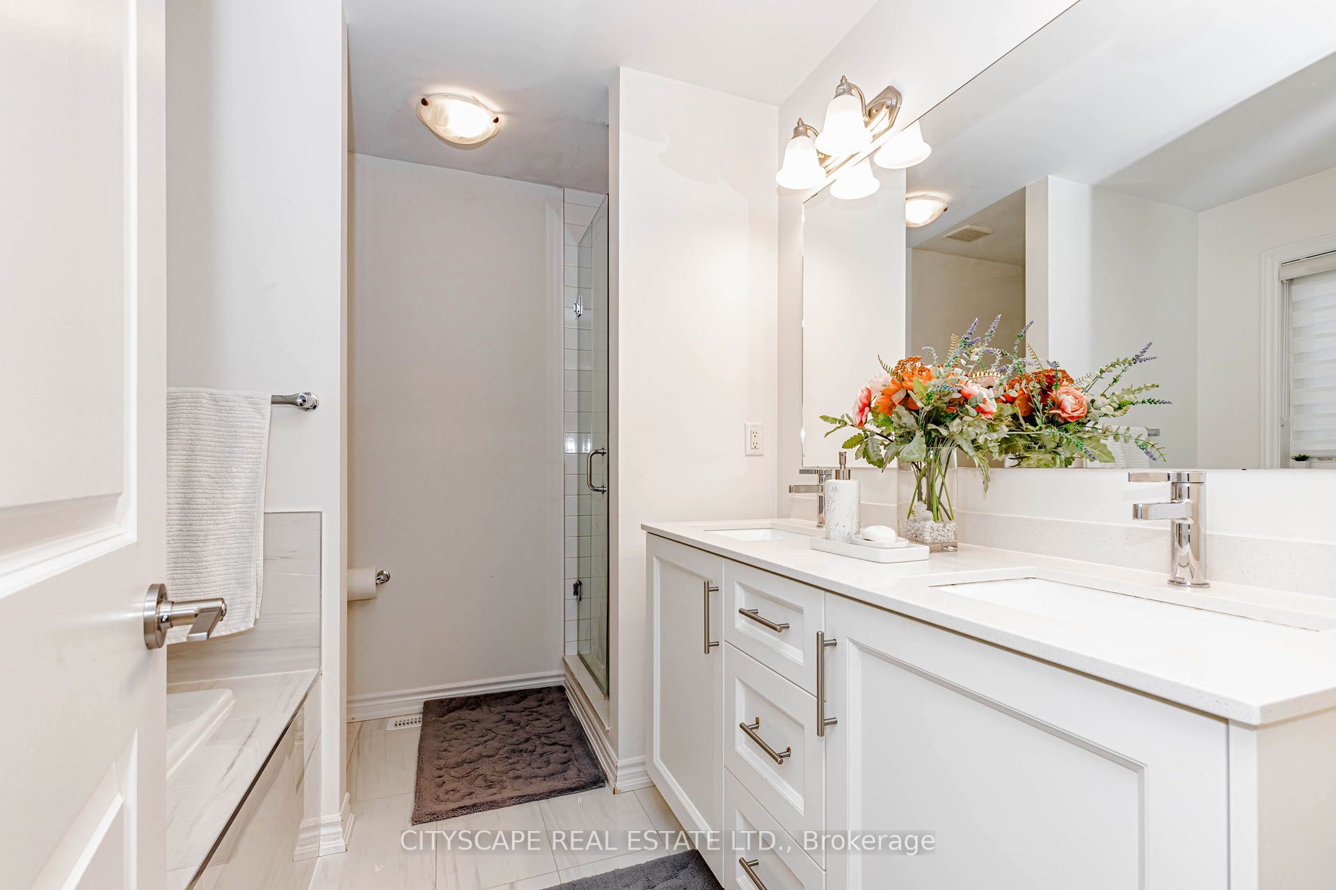 482 Bergamot Avenue Property Photo 31