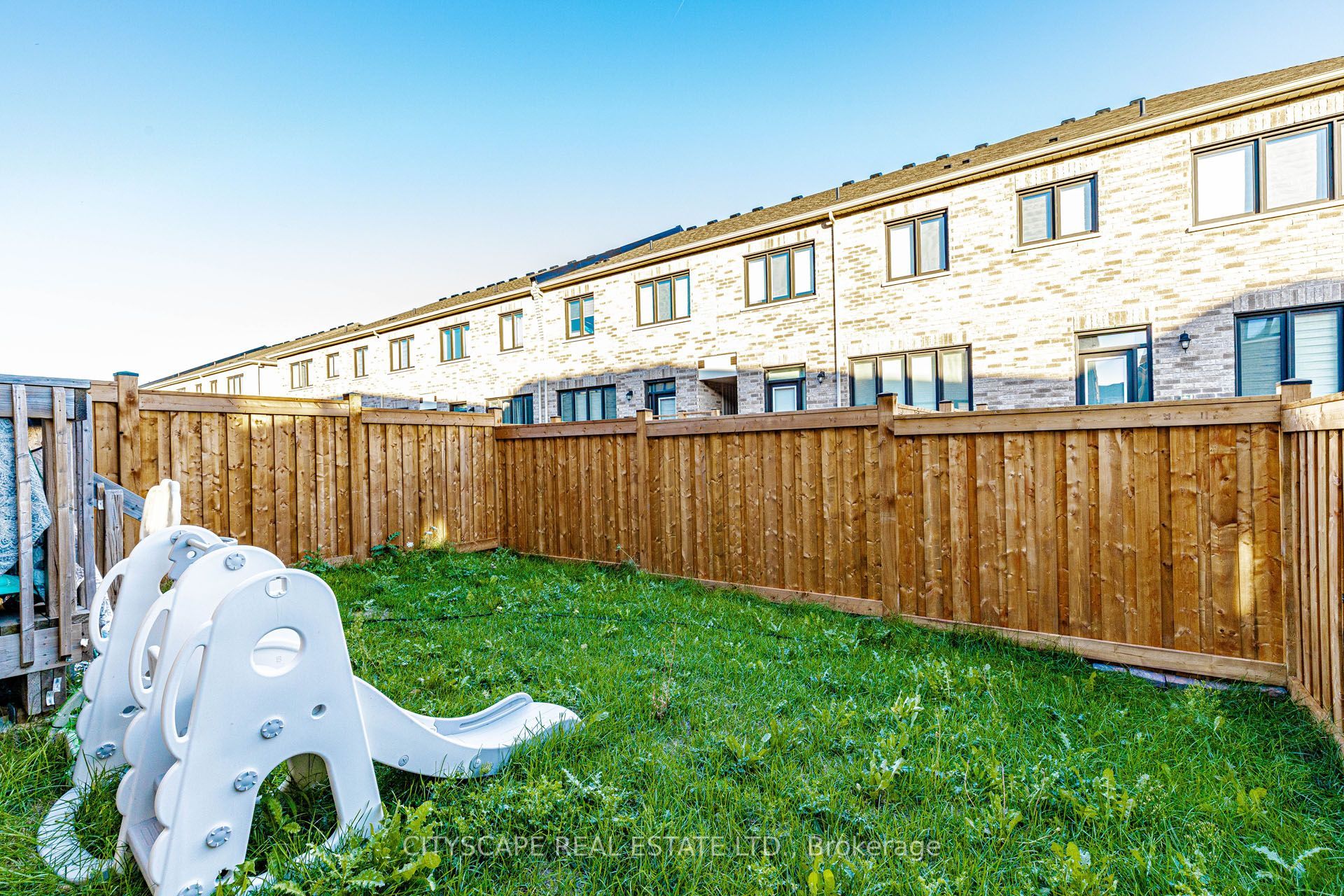 482 Bergamot Avenue Property Photo 48