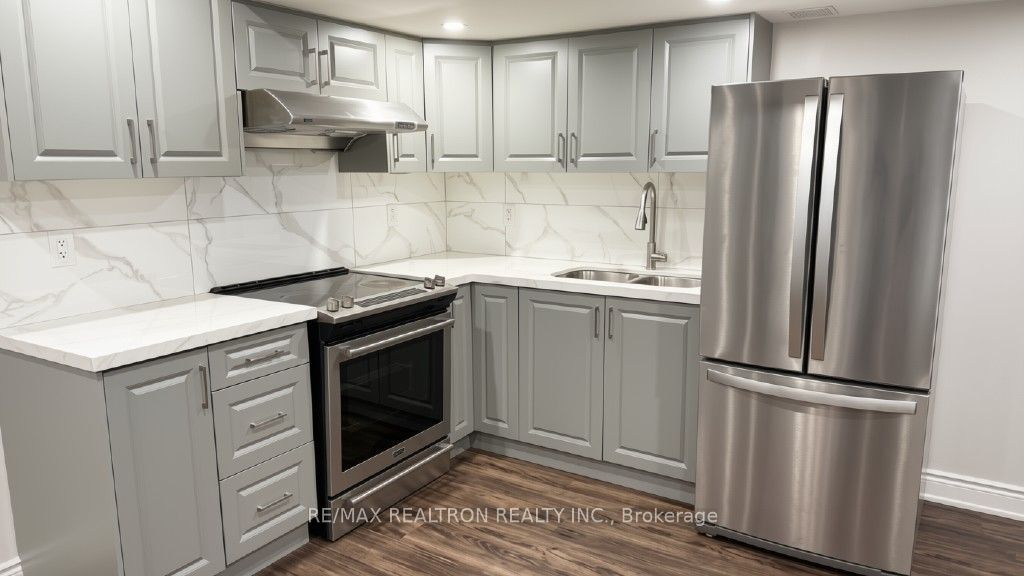 33 Raccoon Street Property Photo 1