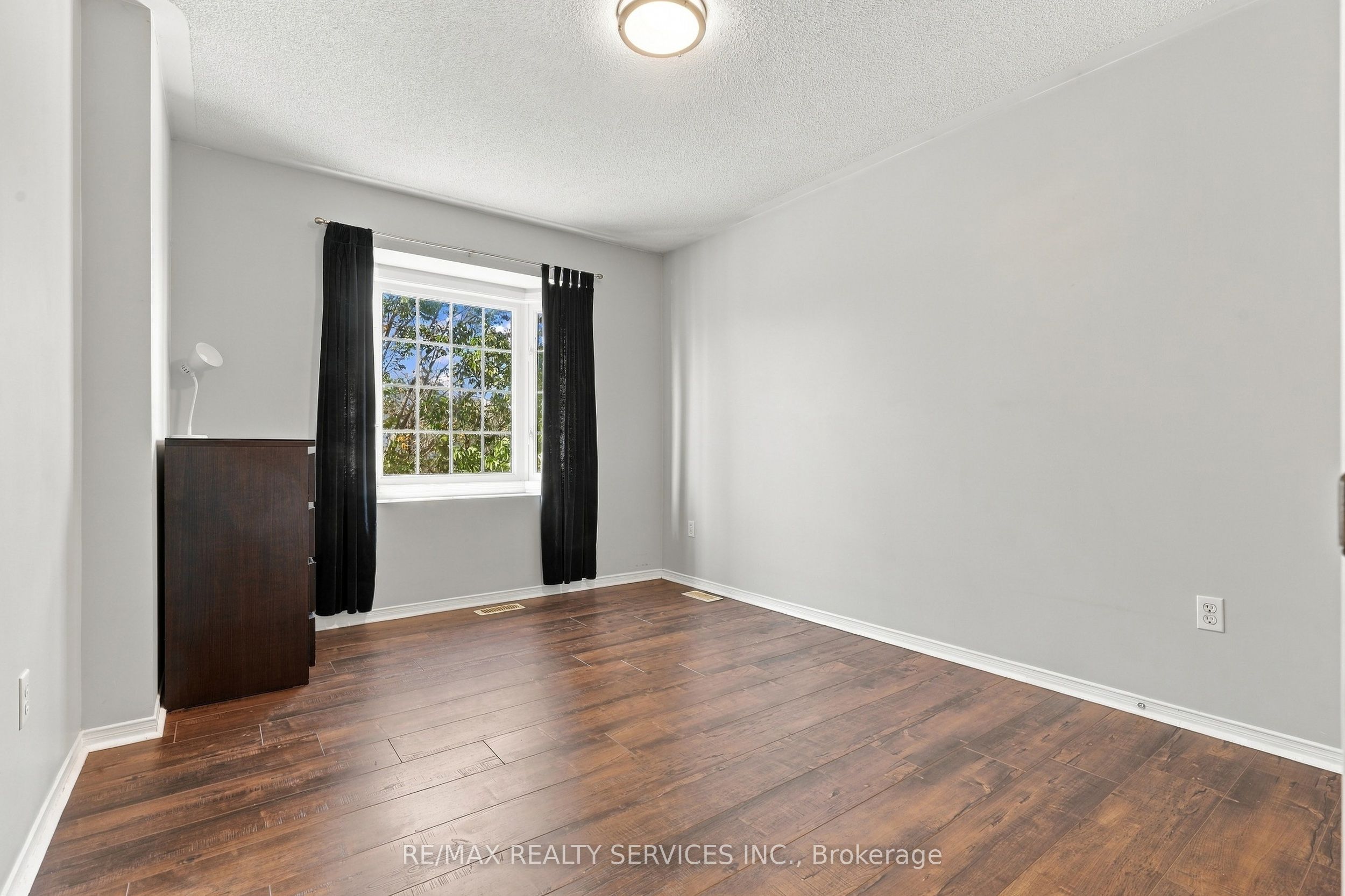 14 Dunure Crescent Property Photo 27