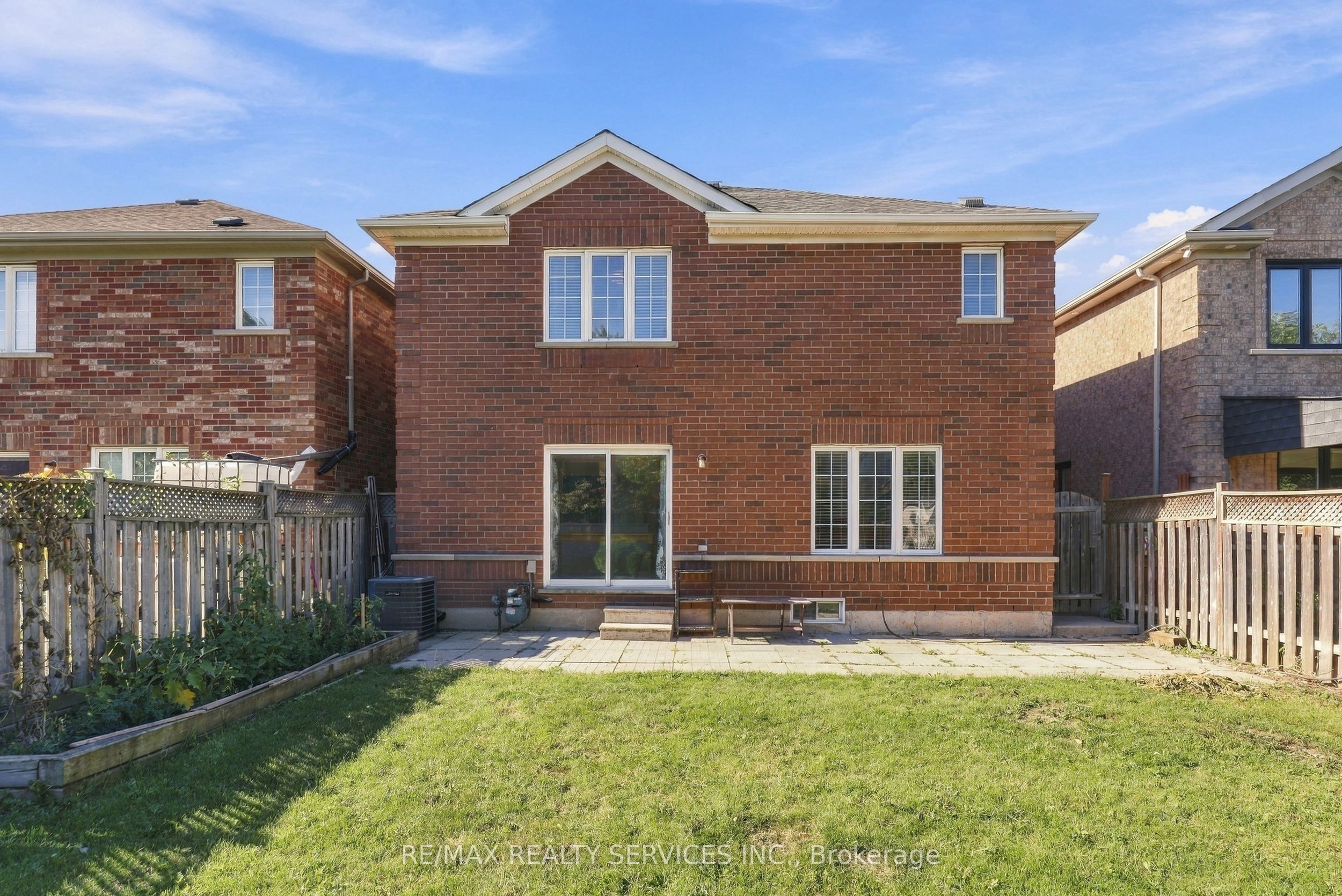 14 Dunure Crescent Property Photo 28